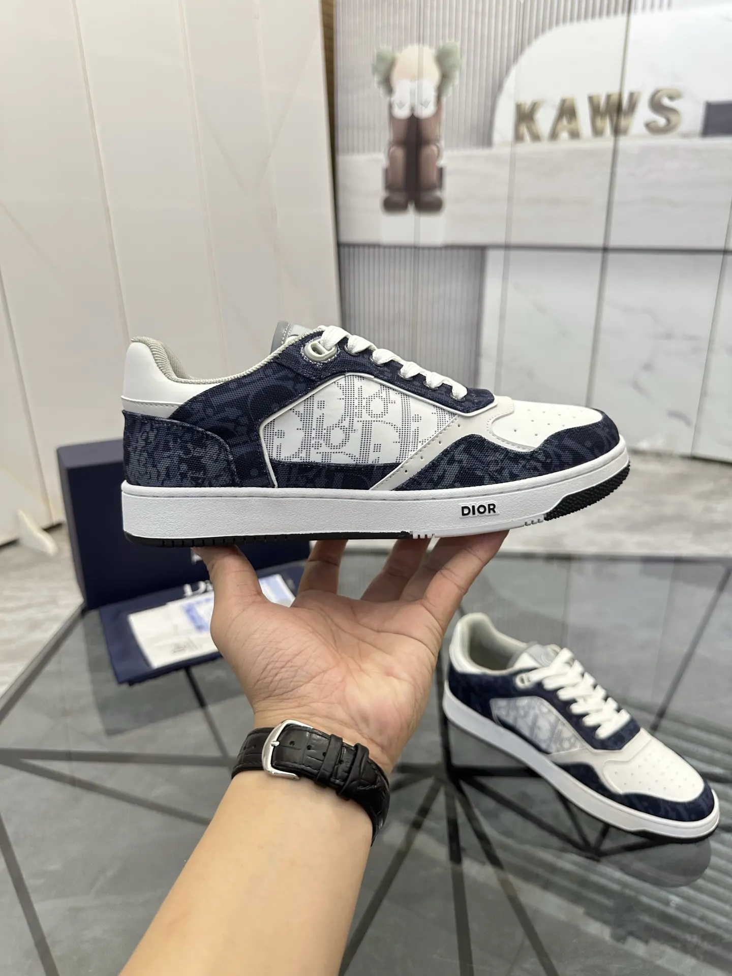 Dior B57 蓝白拼色牛皮运动鞋 经典款