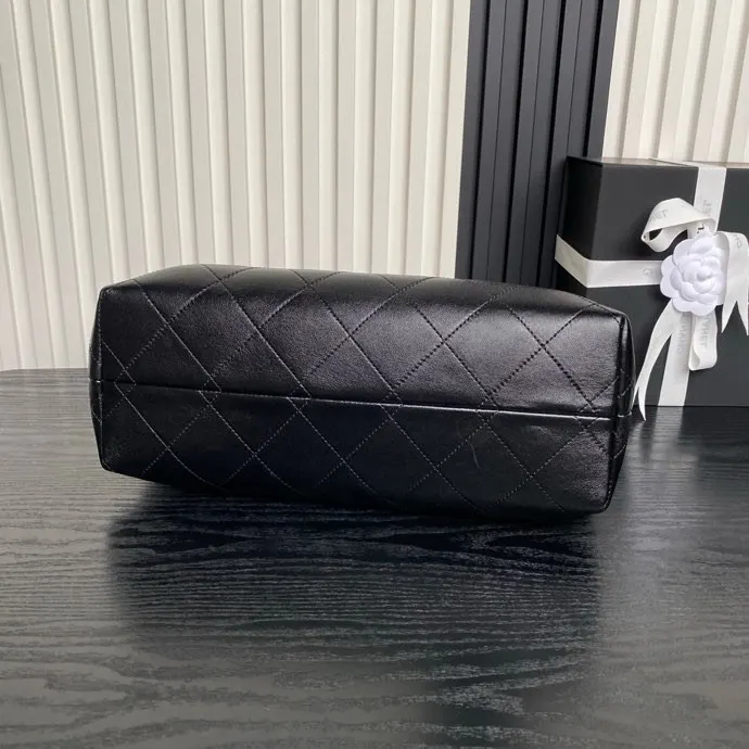 CHANEL Hobo 麂皮 腋下包 复古腋下背款