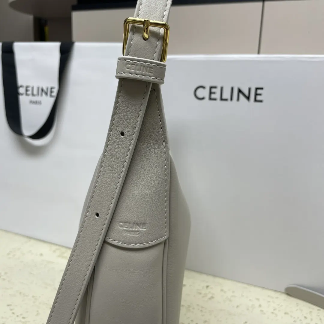 Crossbody Bag Lightweight Leather