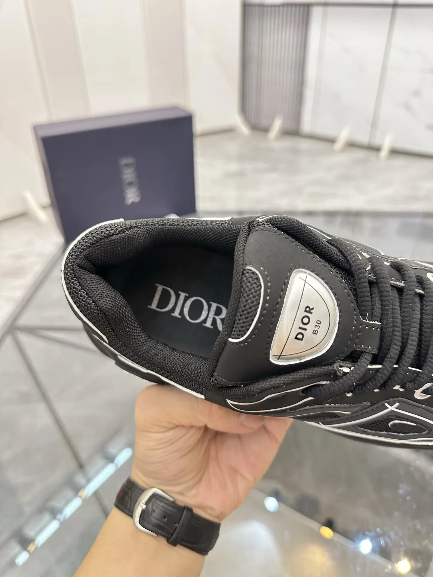 Dior B22 黑灰拼色牛皮运动鞋 厚底款
