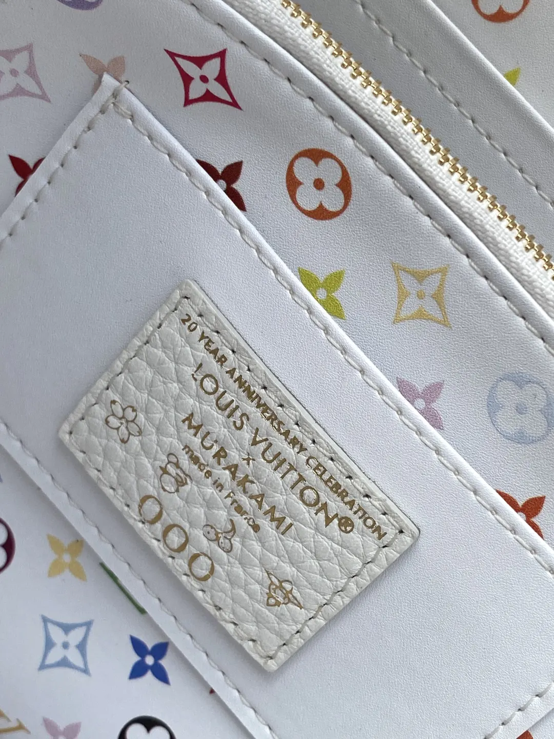 LV Capucines 黑色 白色 牛皮 收納包 旅行收納款