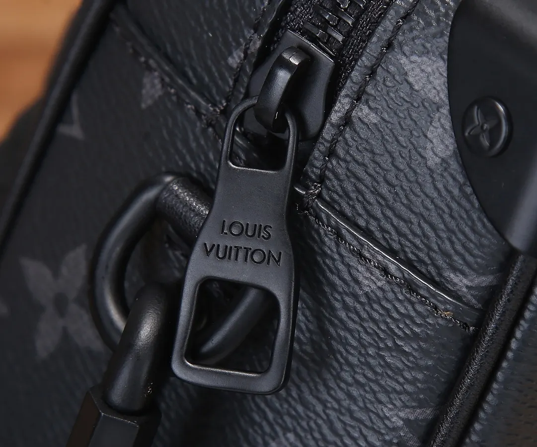 黑色 牛皮 动态 开发 Virgil Abloh 鏈條包 精致鏈條款