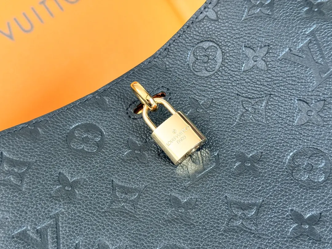 LV 卡其 牛皮 鏈條包 精致鏈條款
