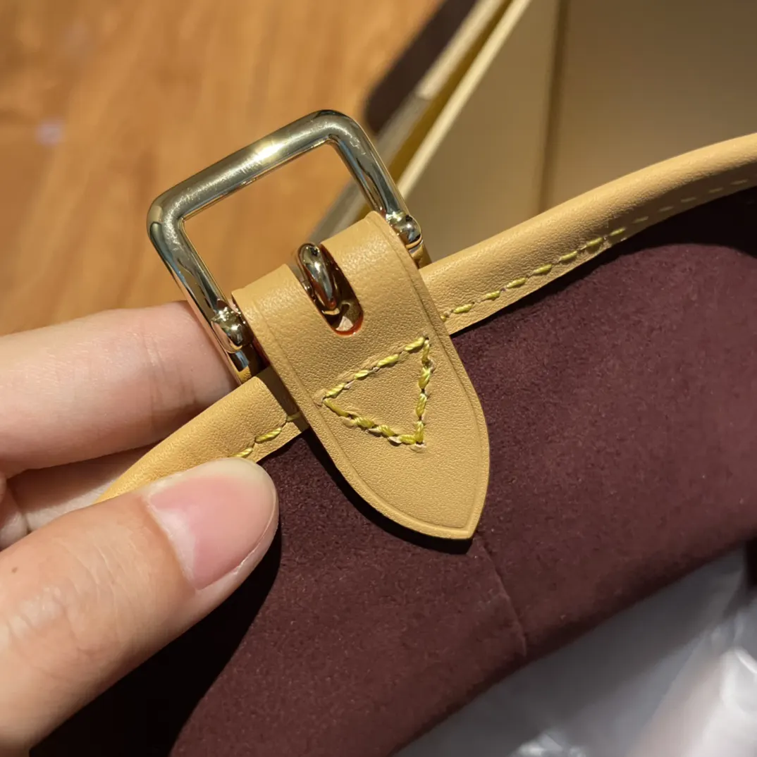 CarryAll 水桶包 休閒水桶款
