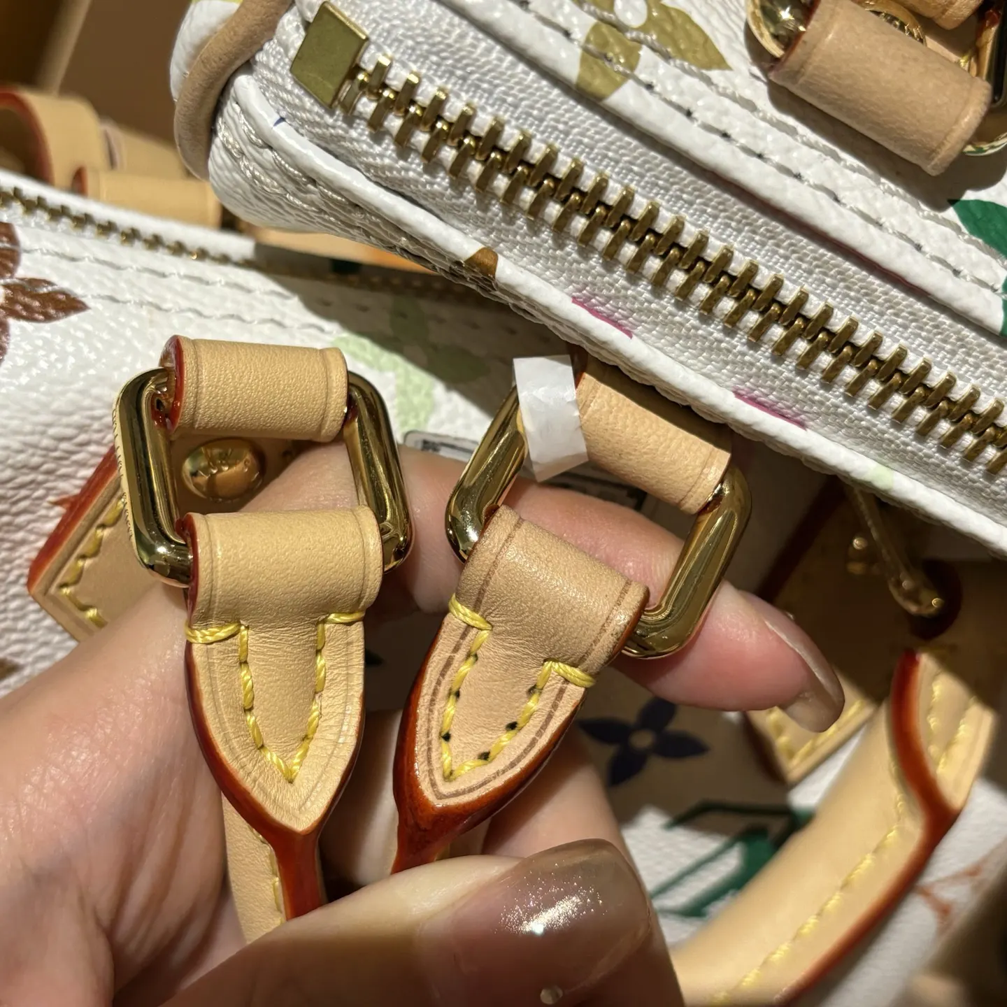白色 白三彩SedyNano 和 的 水桶包 休闲水桶款