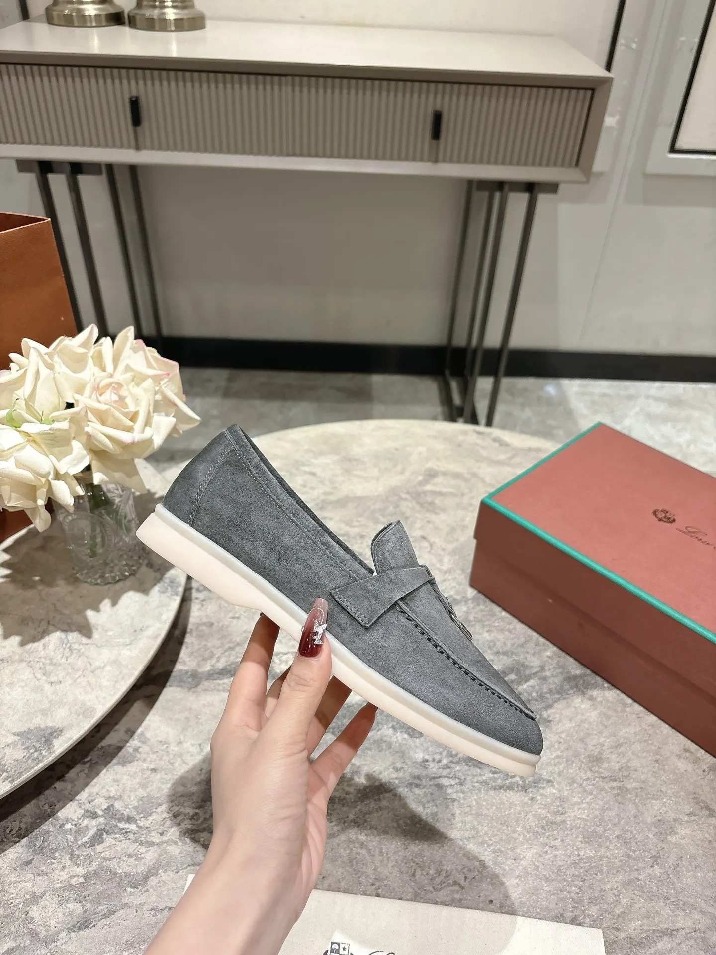 Loro Piana 乐福鞋 休闲百搭款 款04