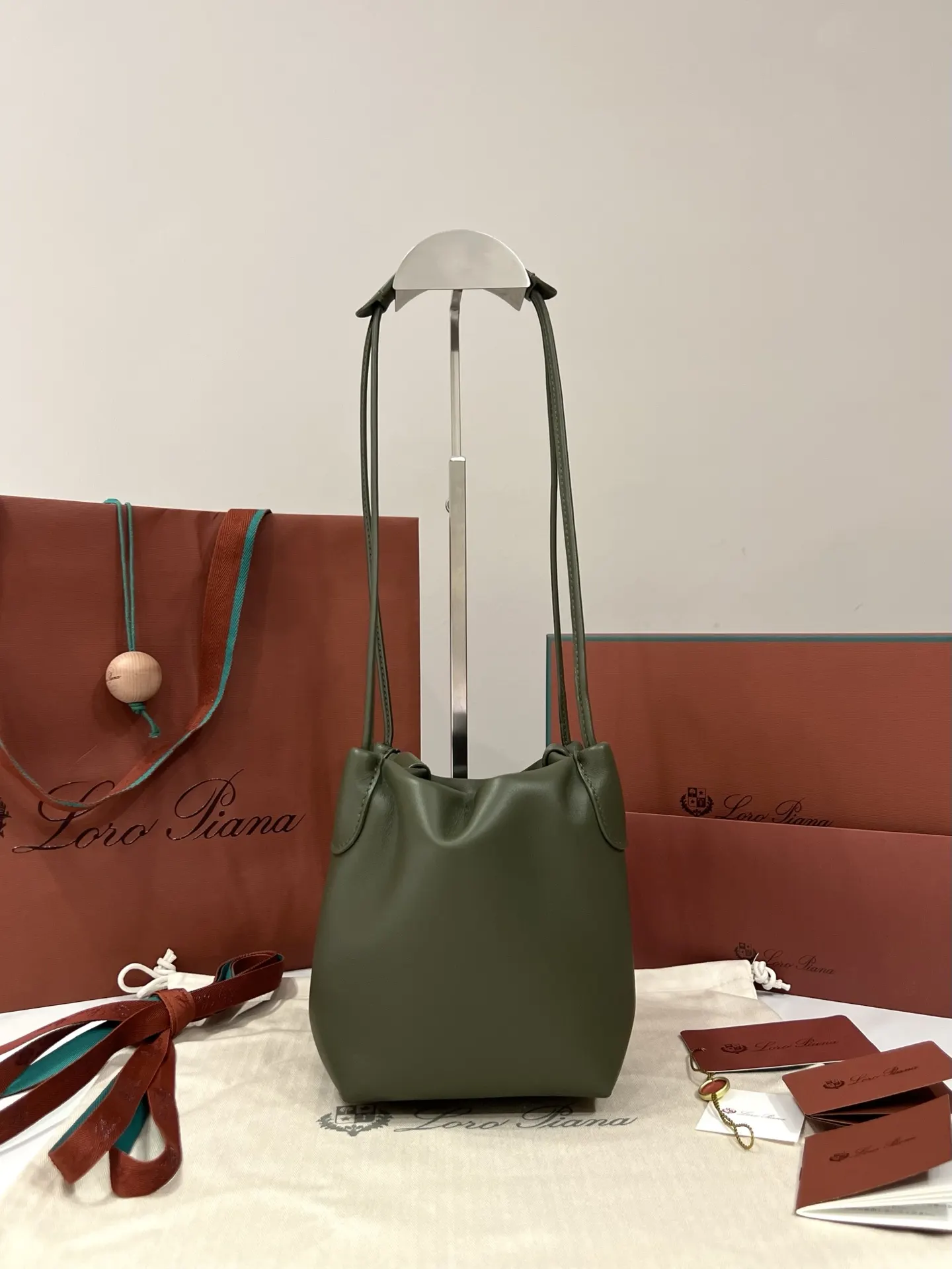 Green Hobo Shoulder Bag Vintage
