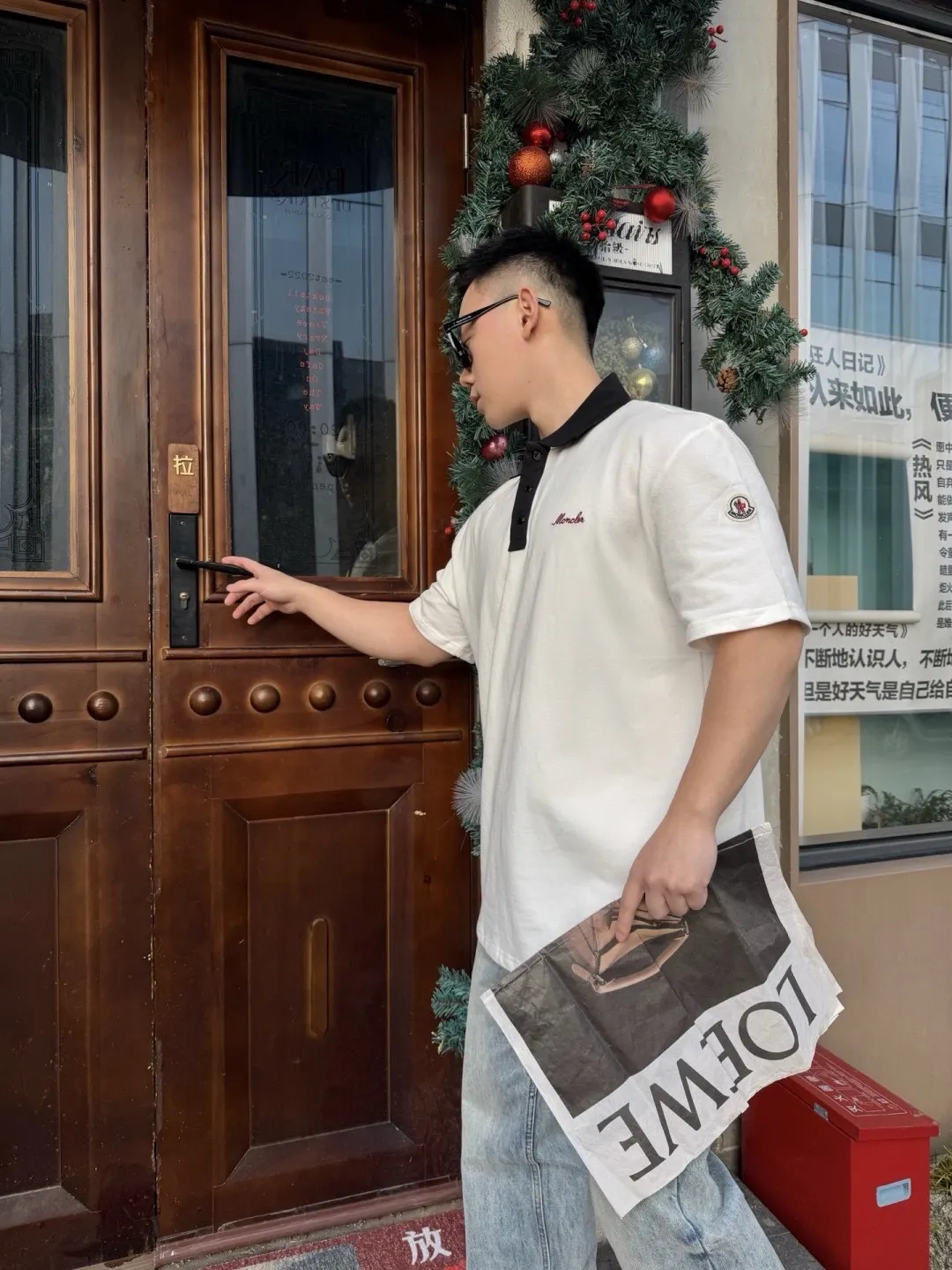 Moncler 白色 刺绣 短袖T恤 日常百搭款