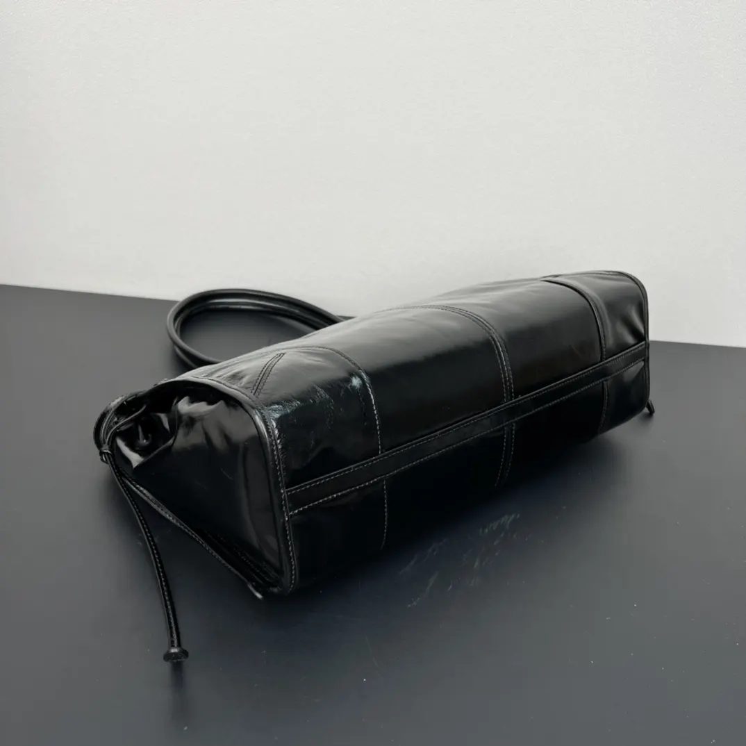 Dior 皮革手提包 黑色