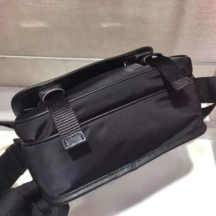 尼龍 邮差包 三合一组合邮差包 款号 斜背包 輕便斜挎款