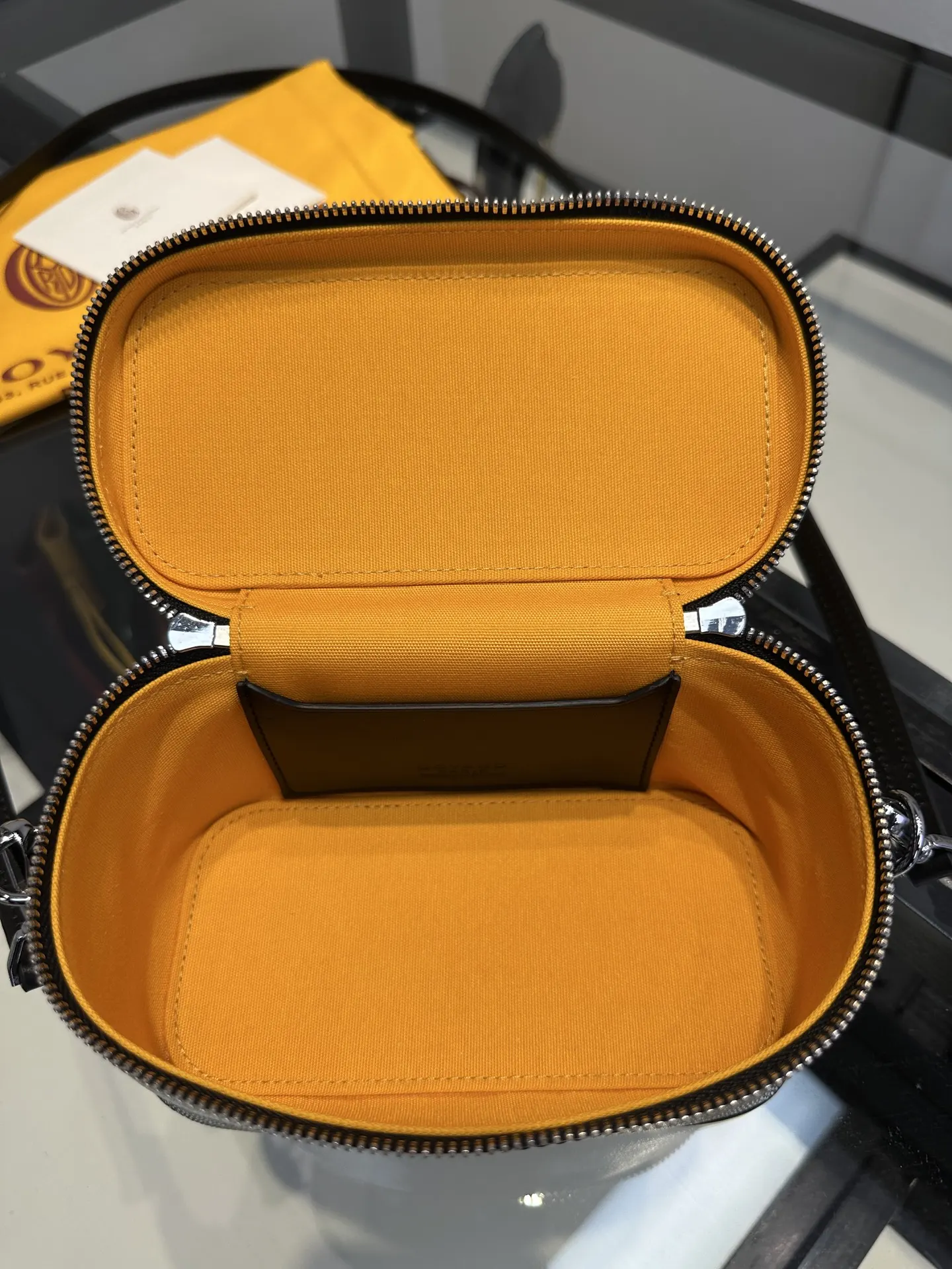Goyard 黑色 小牛皮 收纳包 旅行收纳款