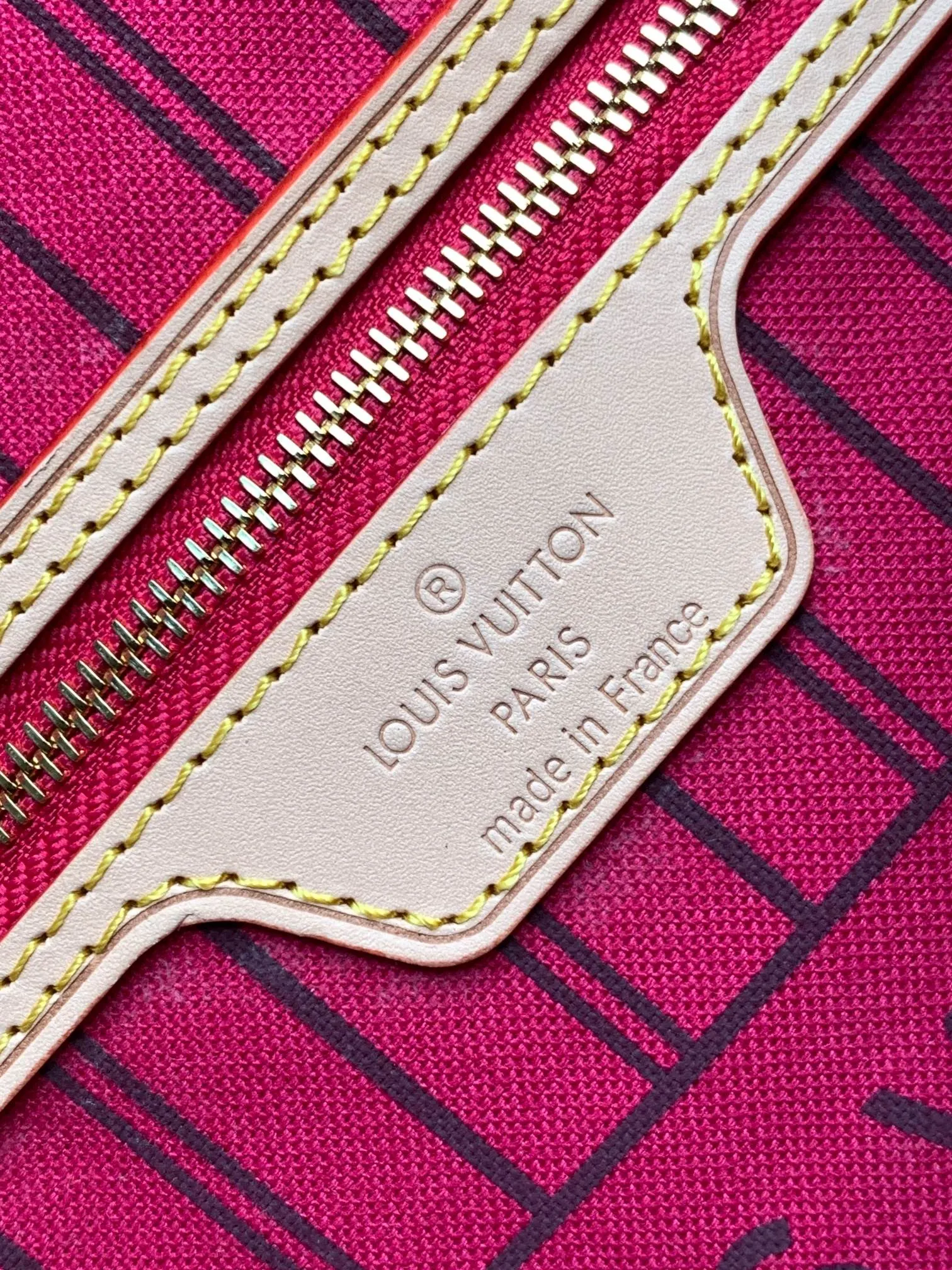 LV Neverfull 老花 金色 牛皮 手拿包 精致手拿款