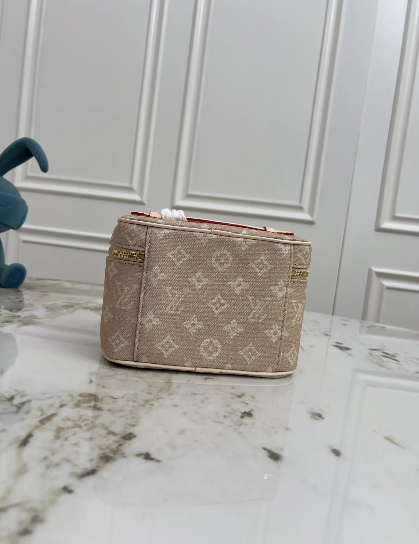 LV 金色 帆布 化妆包 便携收纳款