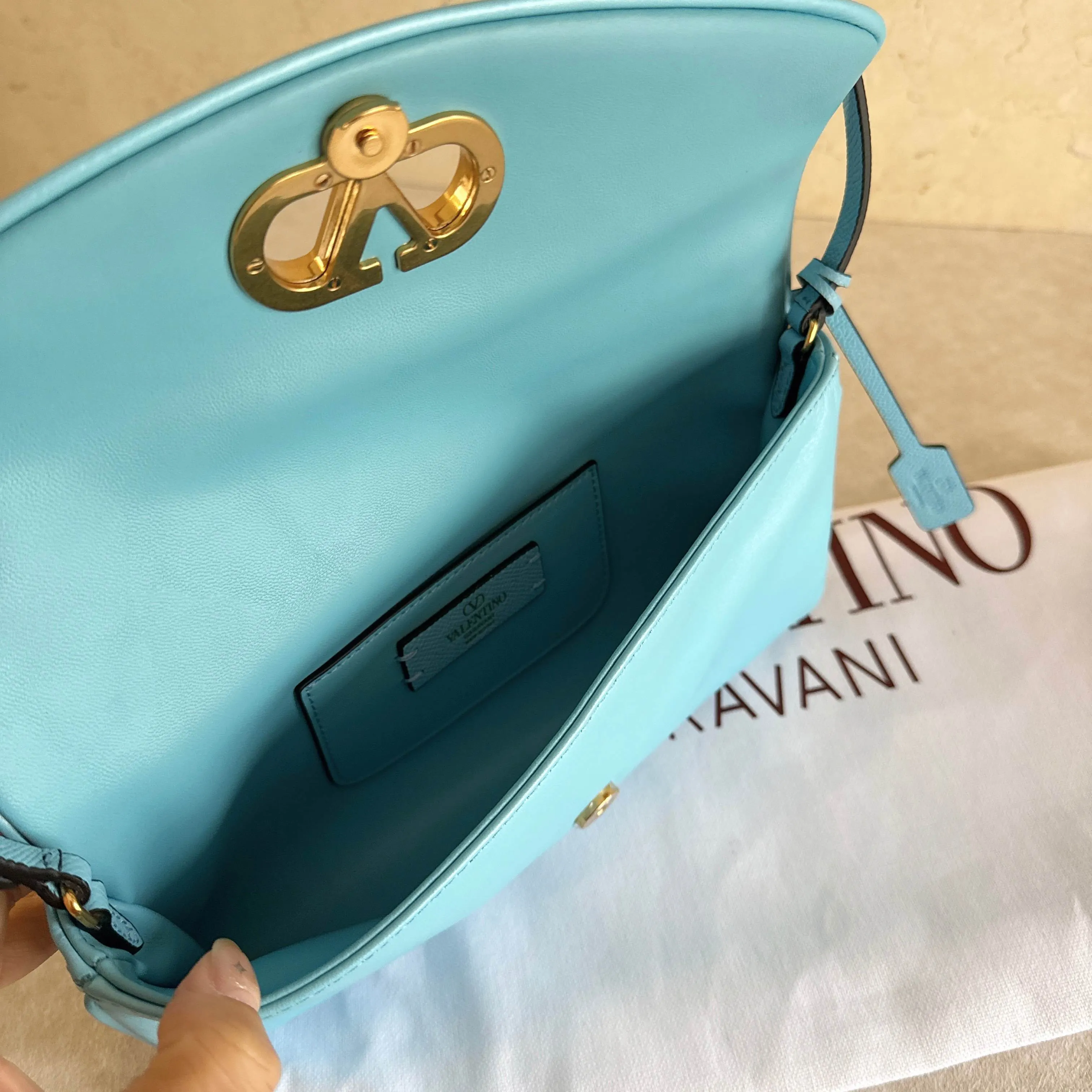 Valentino 牛皮 單肩包 日常單肩背款