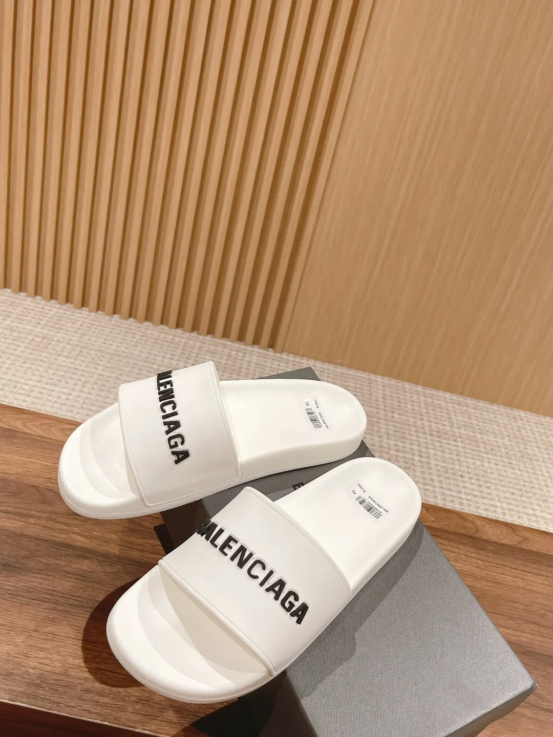 Balenciaga 牛皮 运动鞋 休闲运动