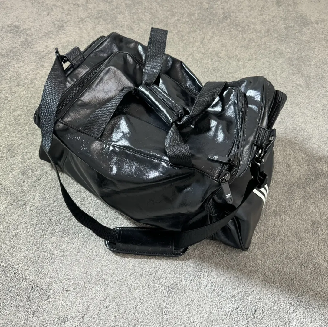 黑色 白色 旅行袋 大容量旅行款