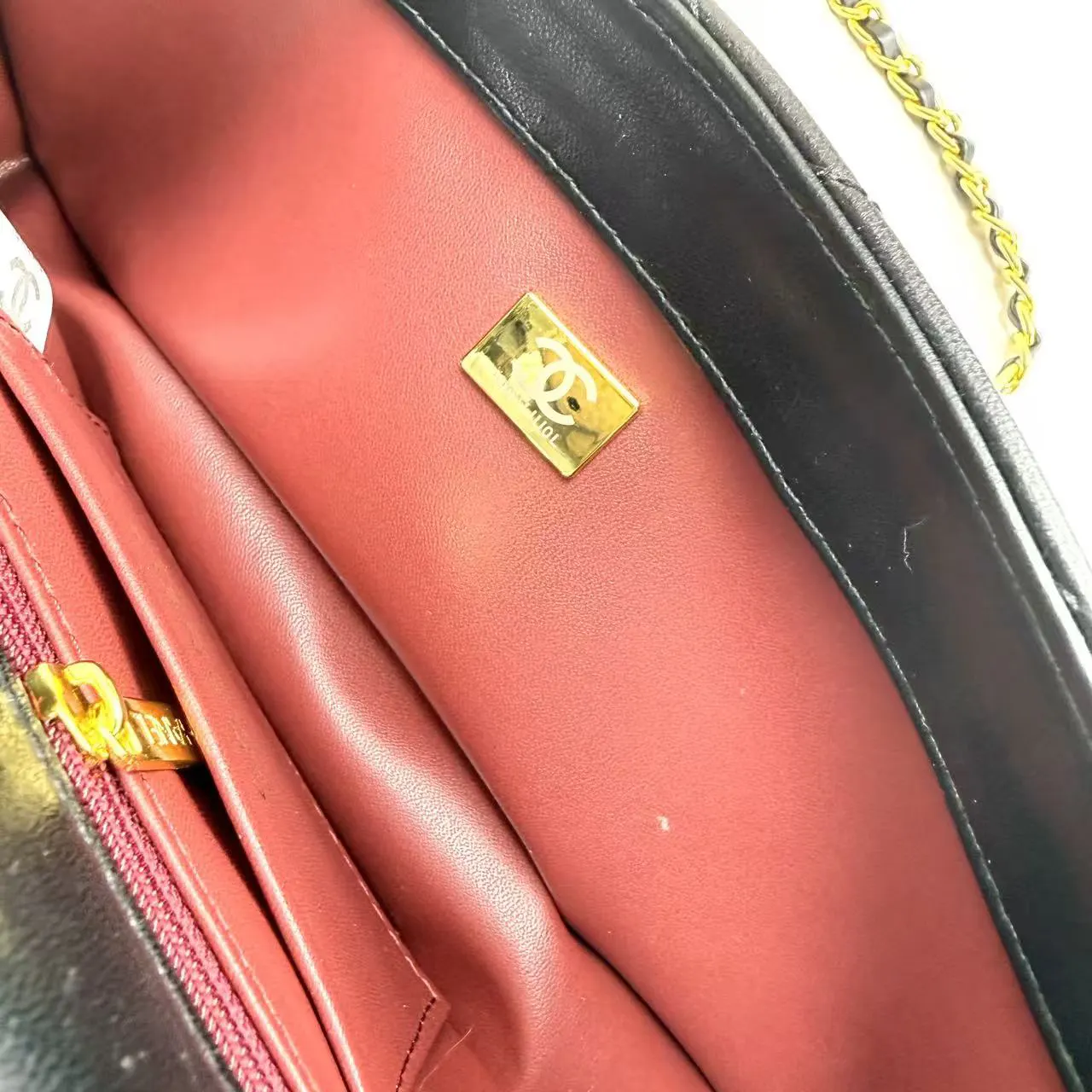 CHANEL 皮革 時尚爱好者必入 手拿包 精致手拿款(數字9) CHANEL 皮革 時尚爱好者必入 手拿包 精致手拿款(數字9)