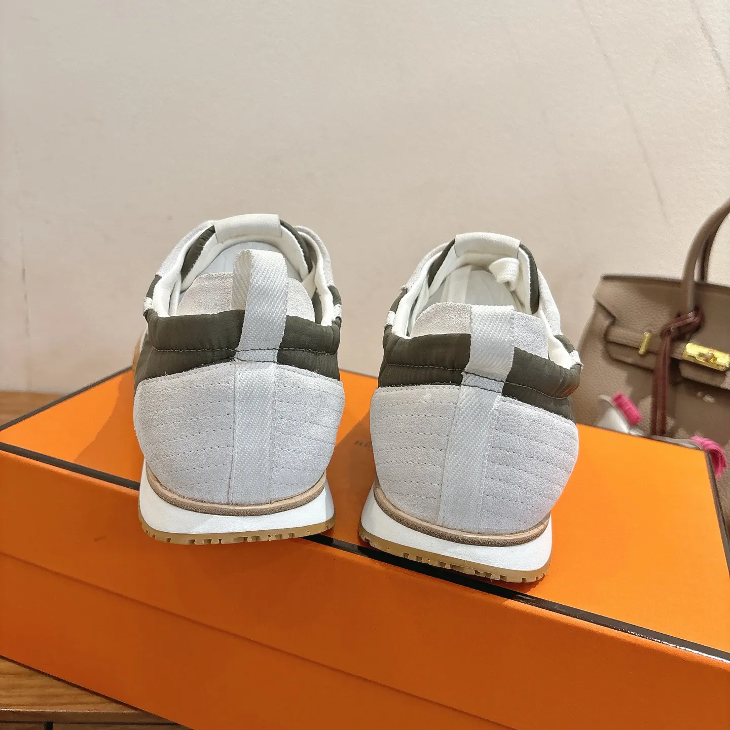Hermès 运动鞋
