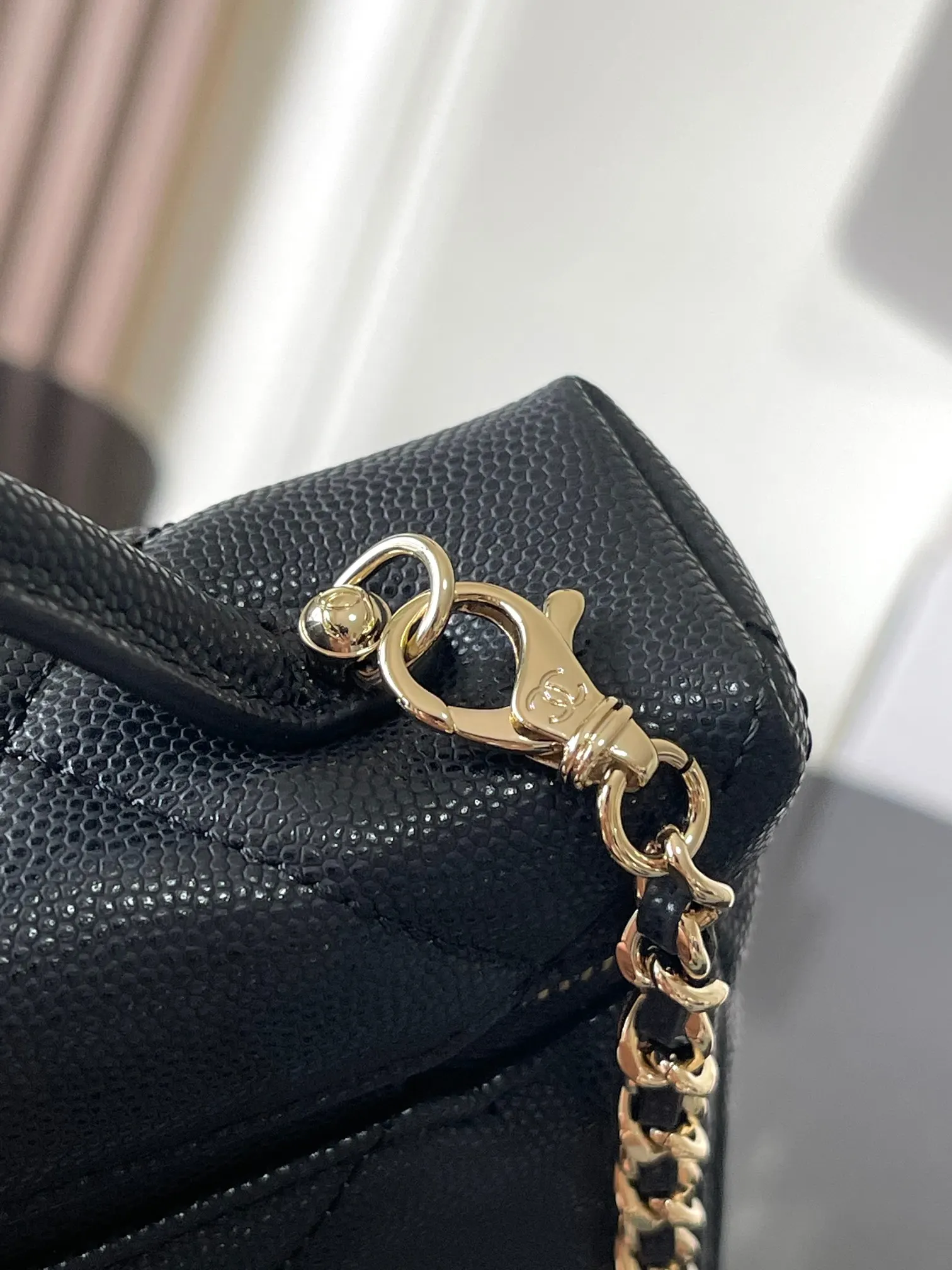 Chanel Caviar Leather Bag Chain Shoulder and Crossbody Wear Image 5 Chanel Caviar Leather Bag Chain Shoulder and Crossbody Wear Image 5