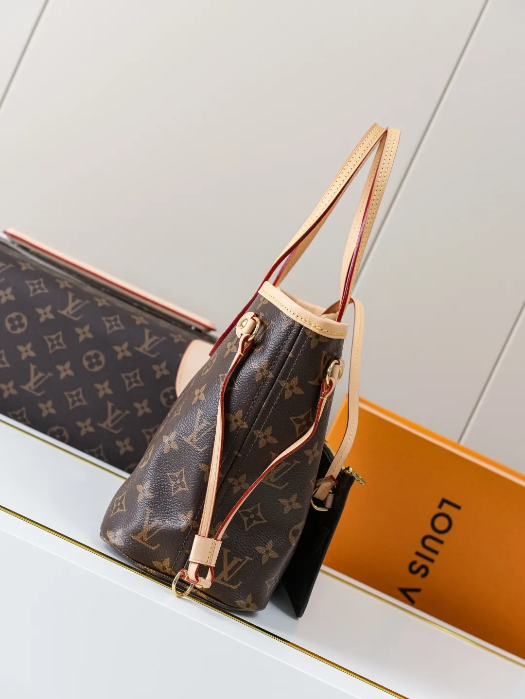 Neverfull 牛皮 托特包 大容量托特款
