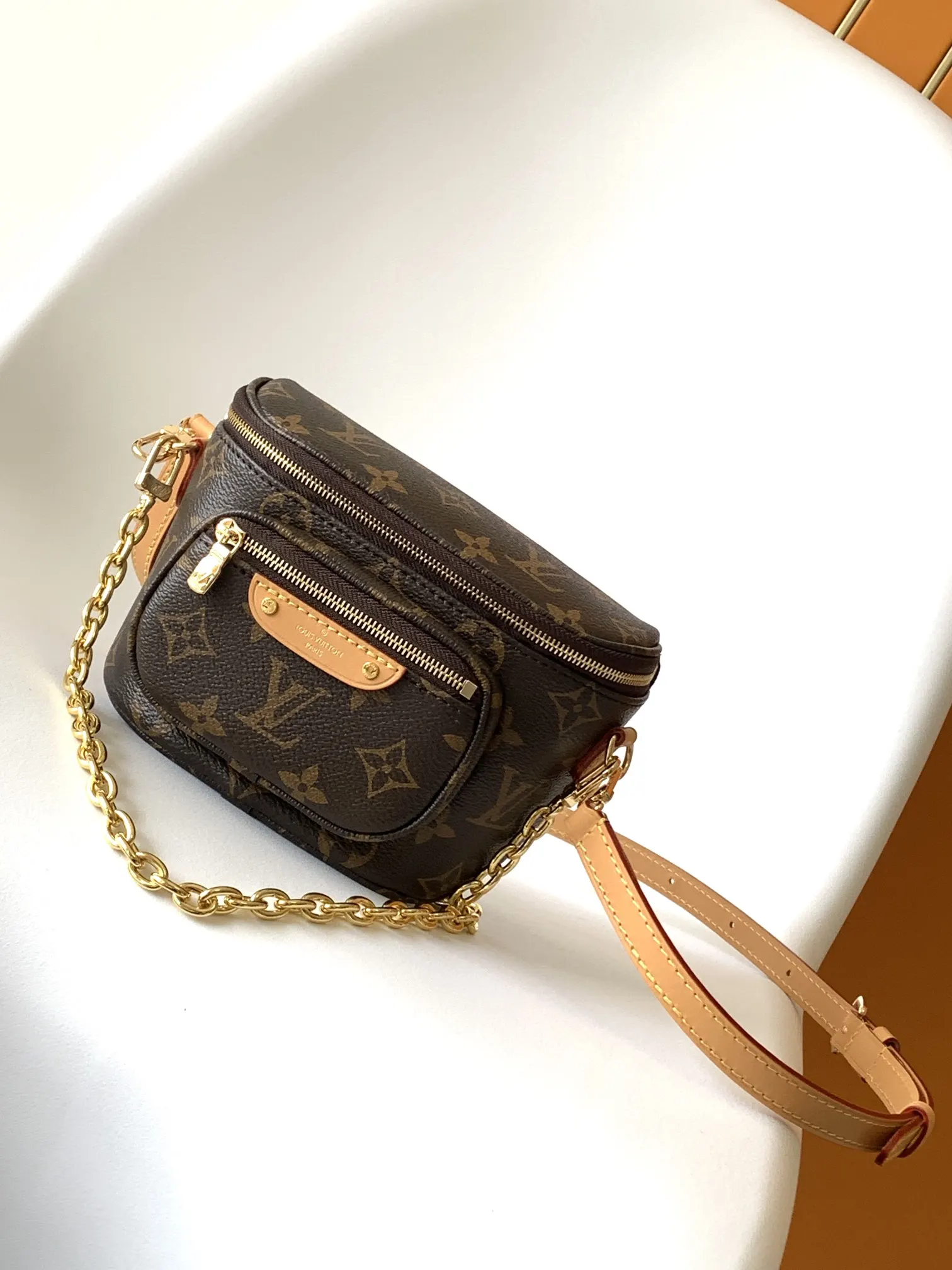 LV 黑色 米白 牛皮 链条包 精致链条款