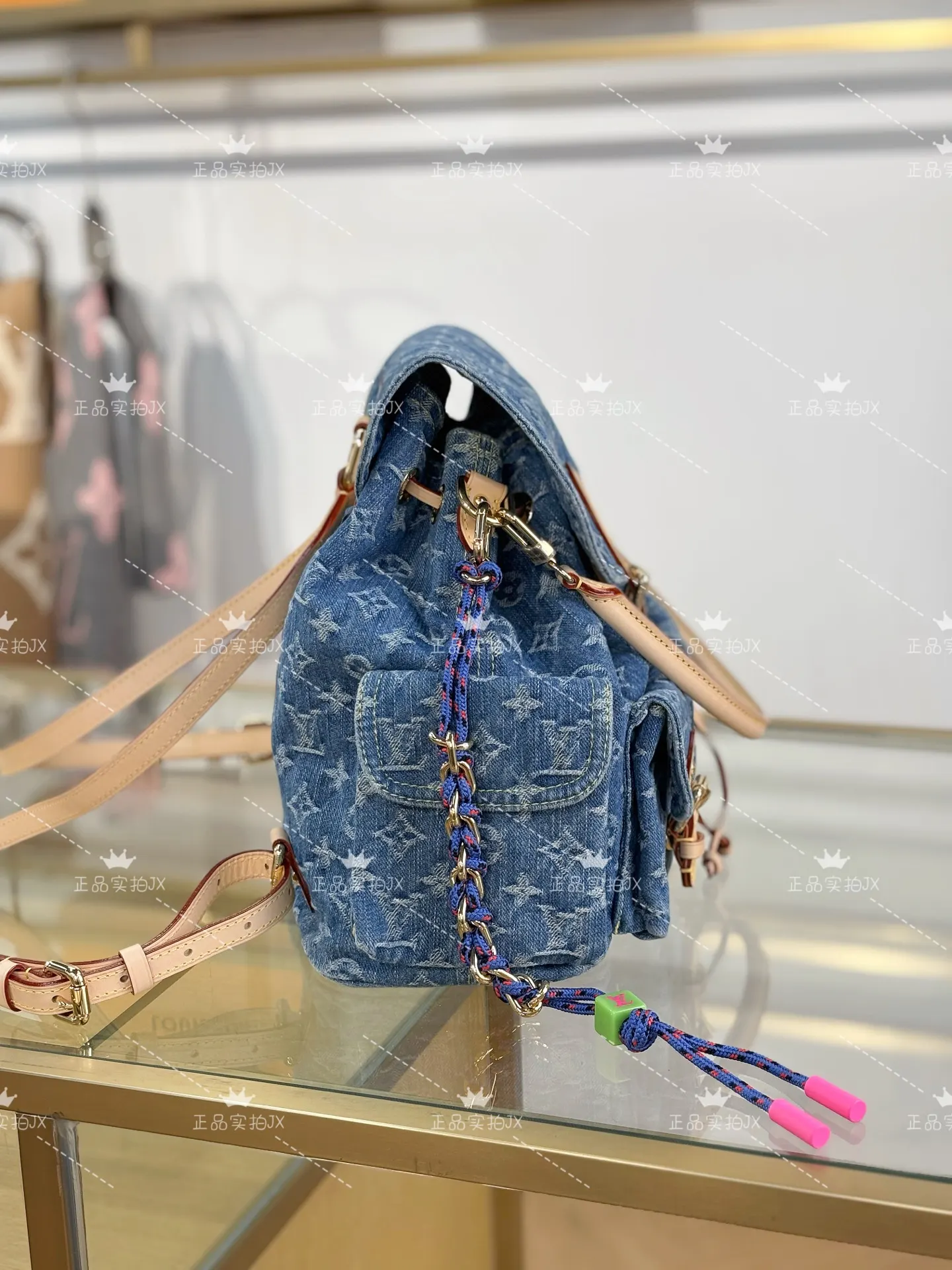 家人们看清楚 全部都是开发 没有盗图 实物就是这 雙肩包 实用雙肩款