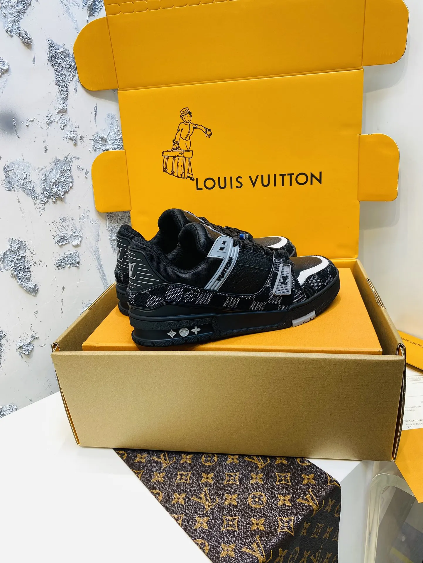Louis Vuitton GG 运动鞋