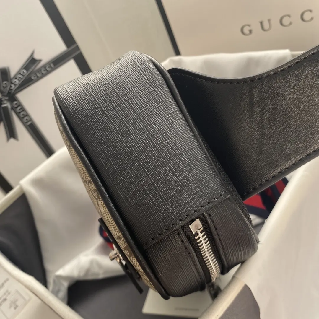Gucci Belt Bag Casual Leather