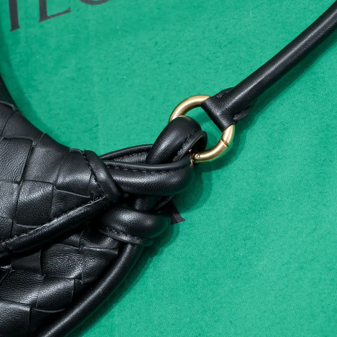 Bottega Veneta 羊皮 手拿包 精致手拿款