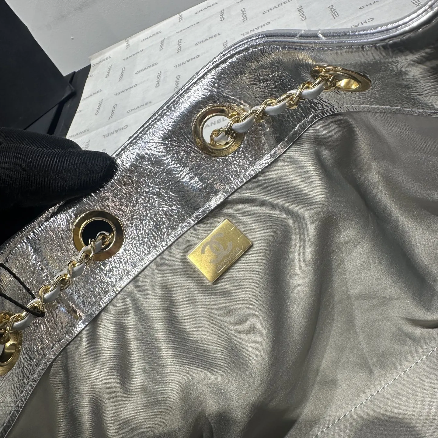 CHANEL Hobo 爆裂銀皮 浅金 皮嘻哈包 腋下包 復古腋下背款