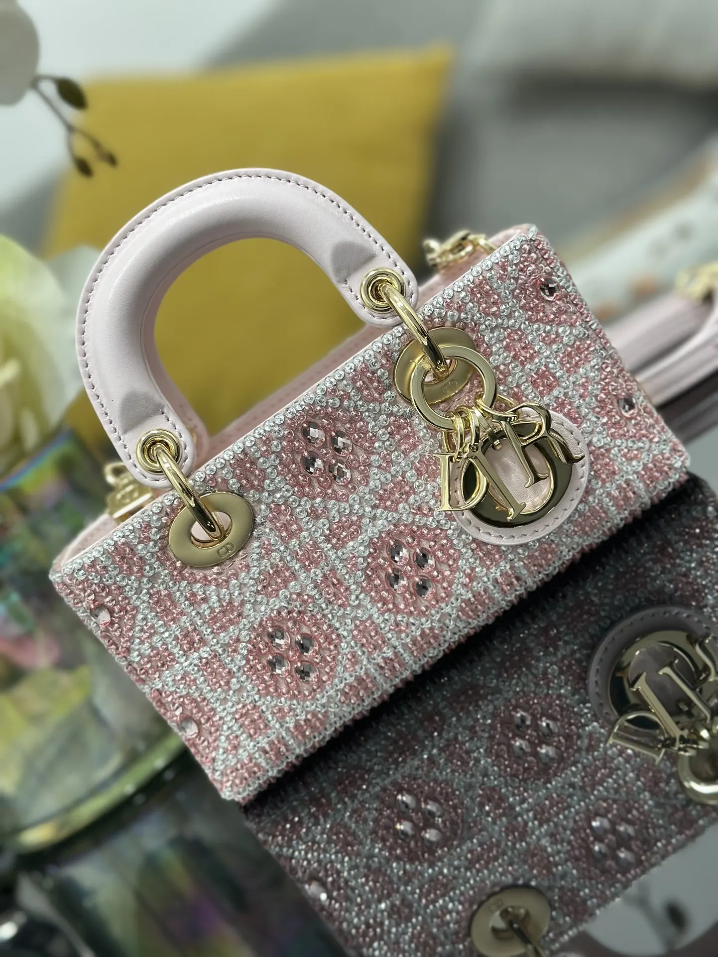 Dior 白色 粉色 皮革 链条包 精致链条款