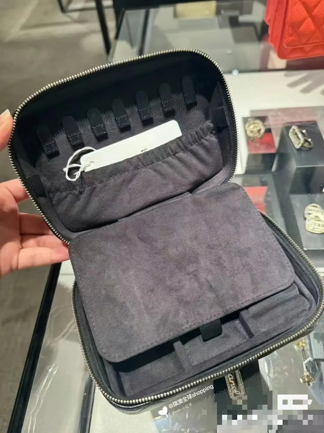 CHANEL 啦 ‍ 手表 经典腕表款