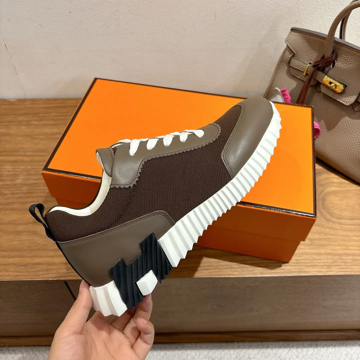 Hermès SS 运动鞋