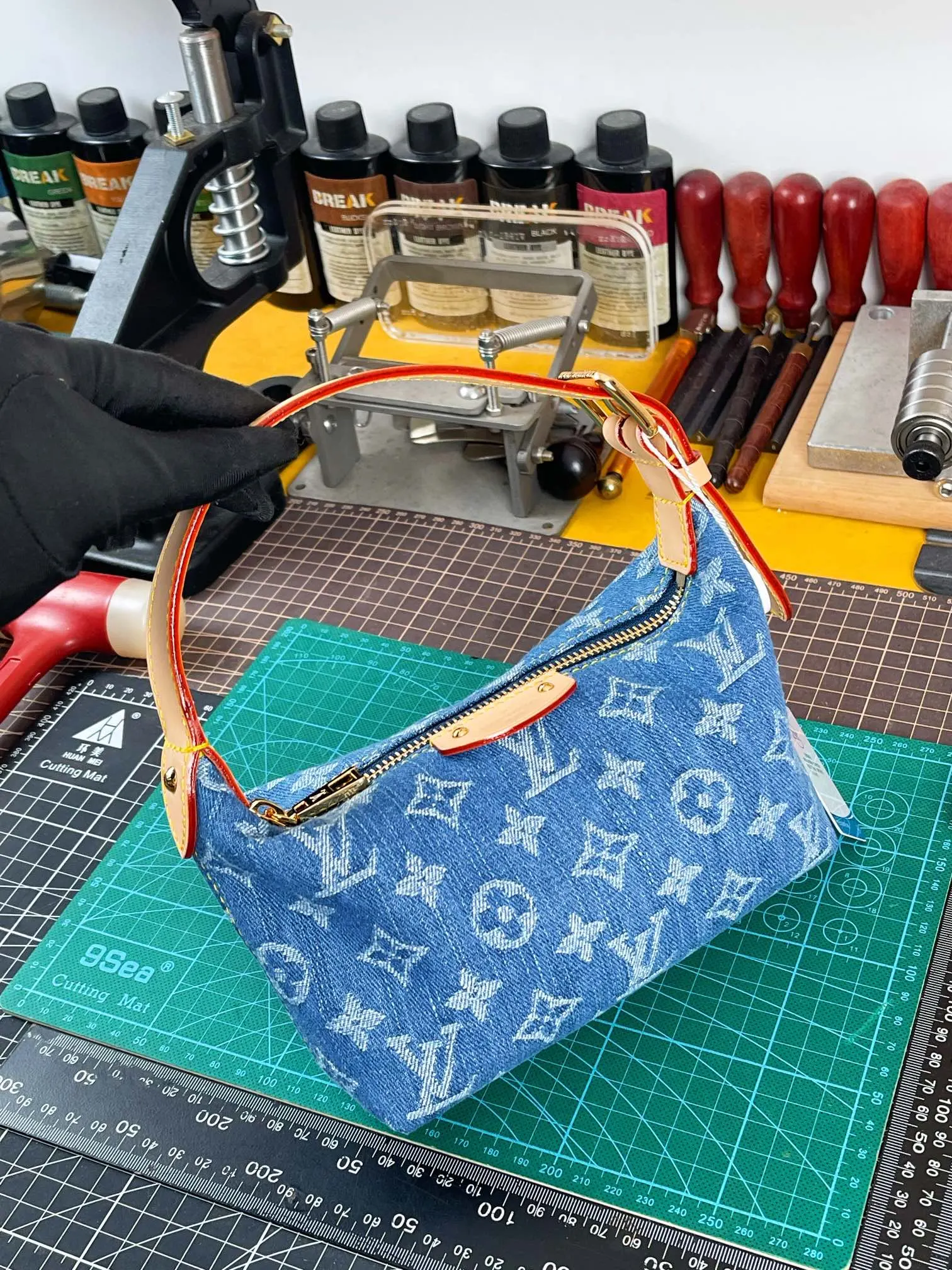 牛仔 丹宁 帆布 手拿包 精致手拿款