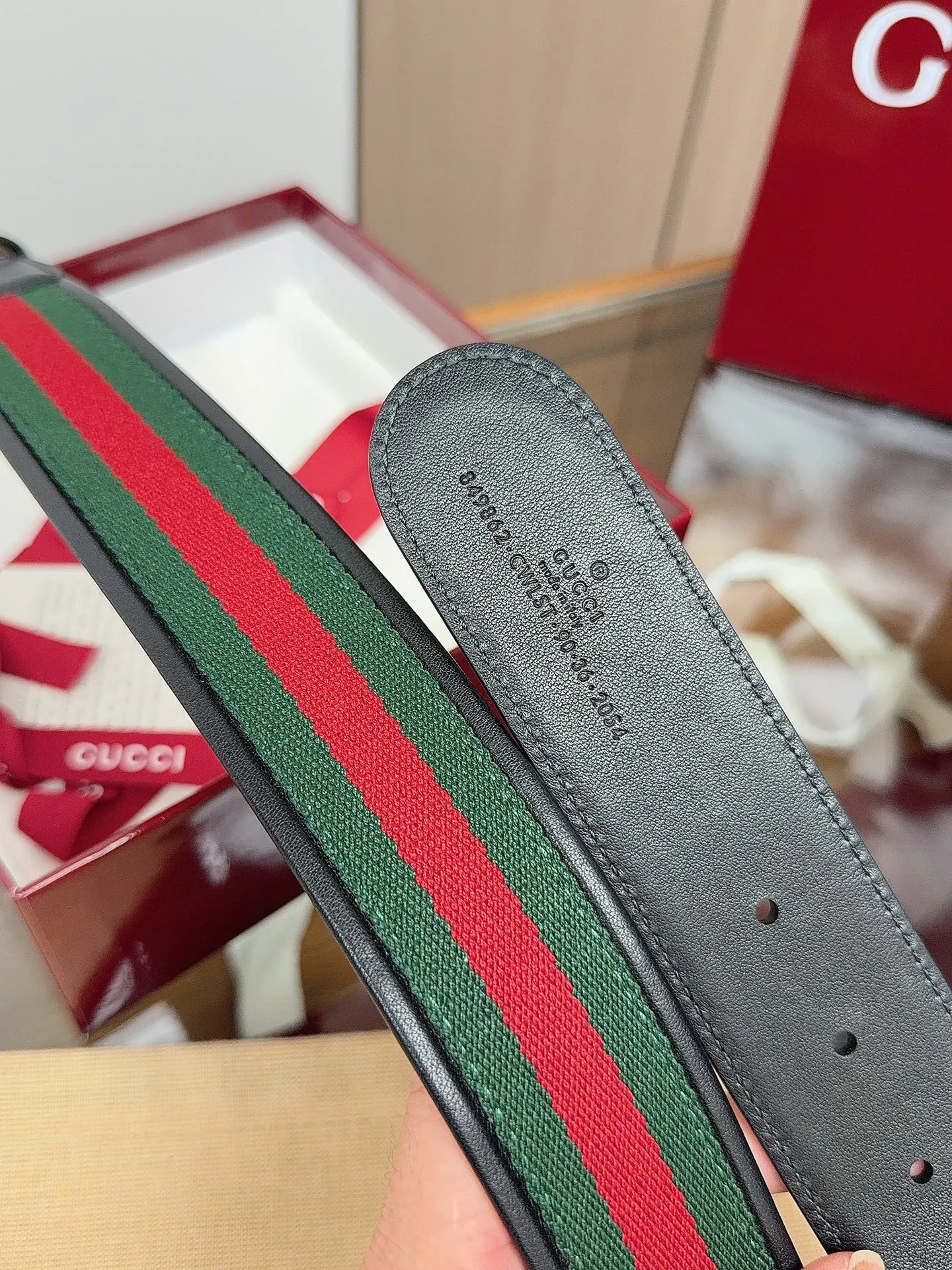 Gucci Double G Buckle Cowhide Belt