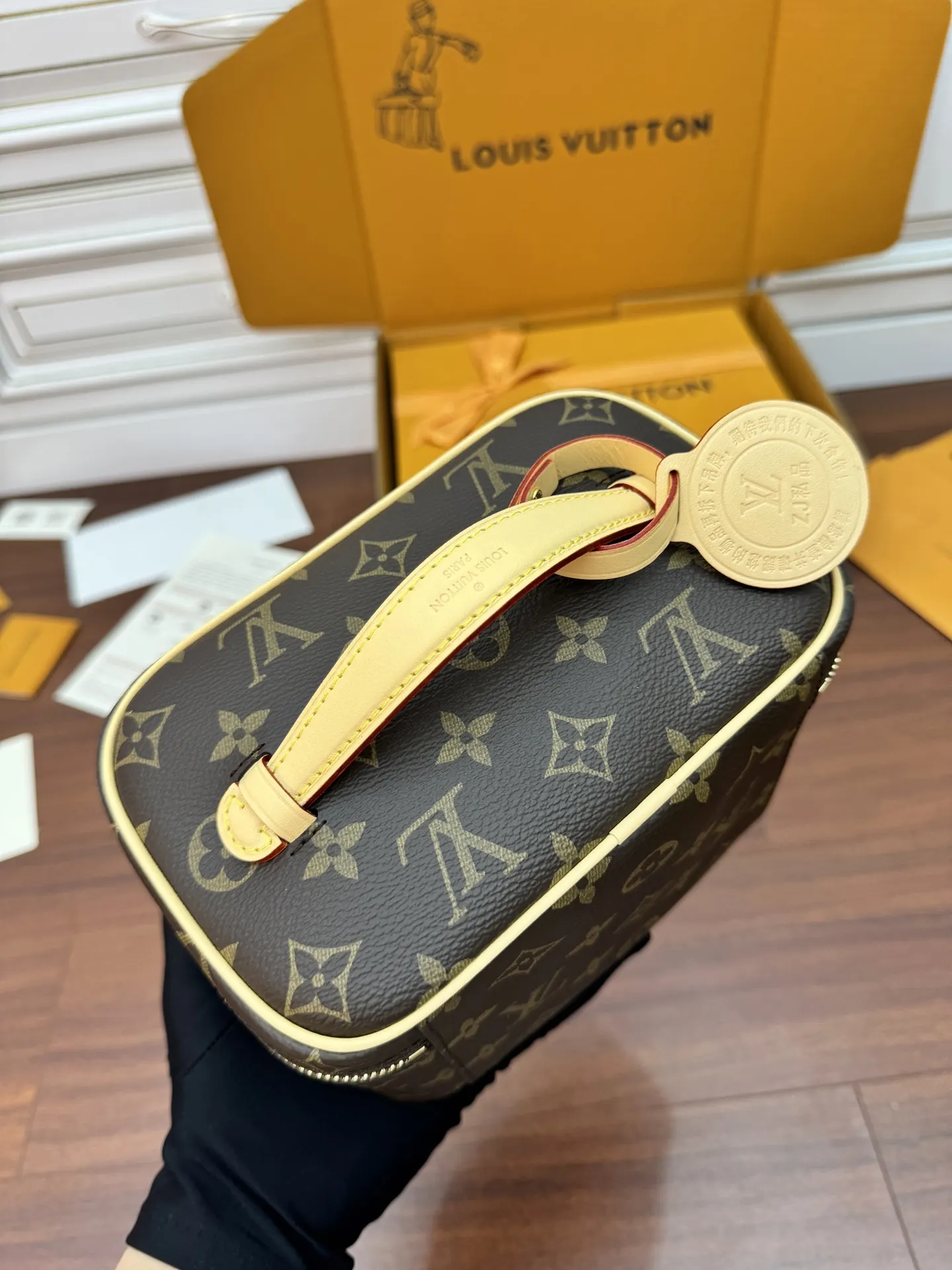 动态UI 化妝包 便携收納款(數字9) 动态UI 化妝包 便携收納款(數字9)