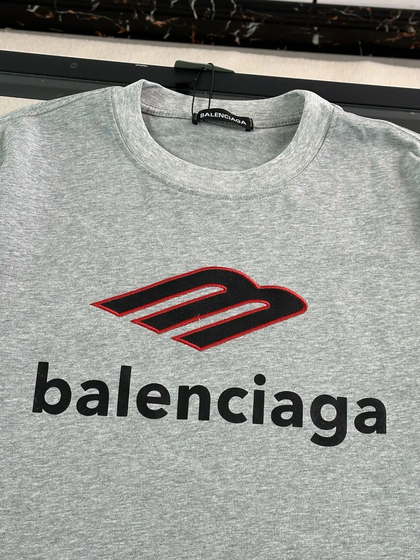 Balenciaga 黑色 純棉 Logo 短袖T恤(數字4) Balenciaga 黑色 純棉 Logo 短袖T恤(數字4)