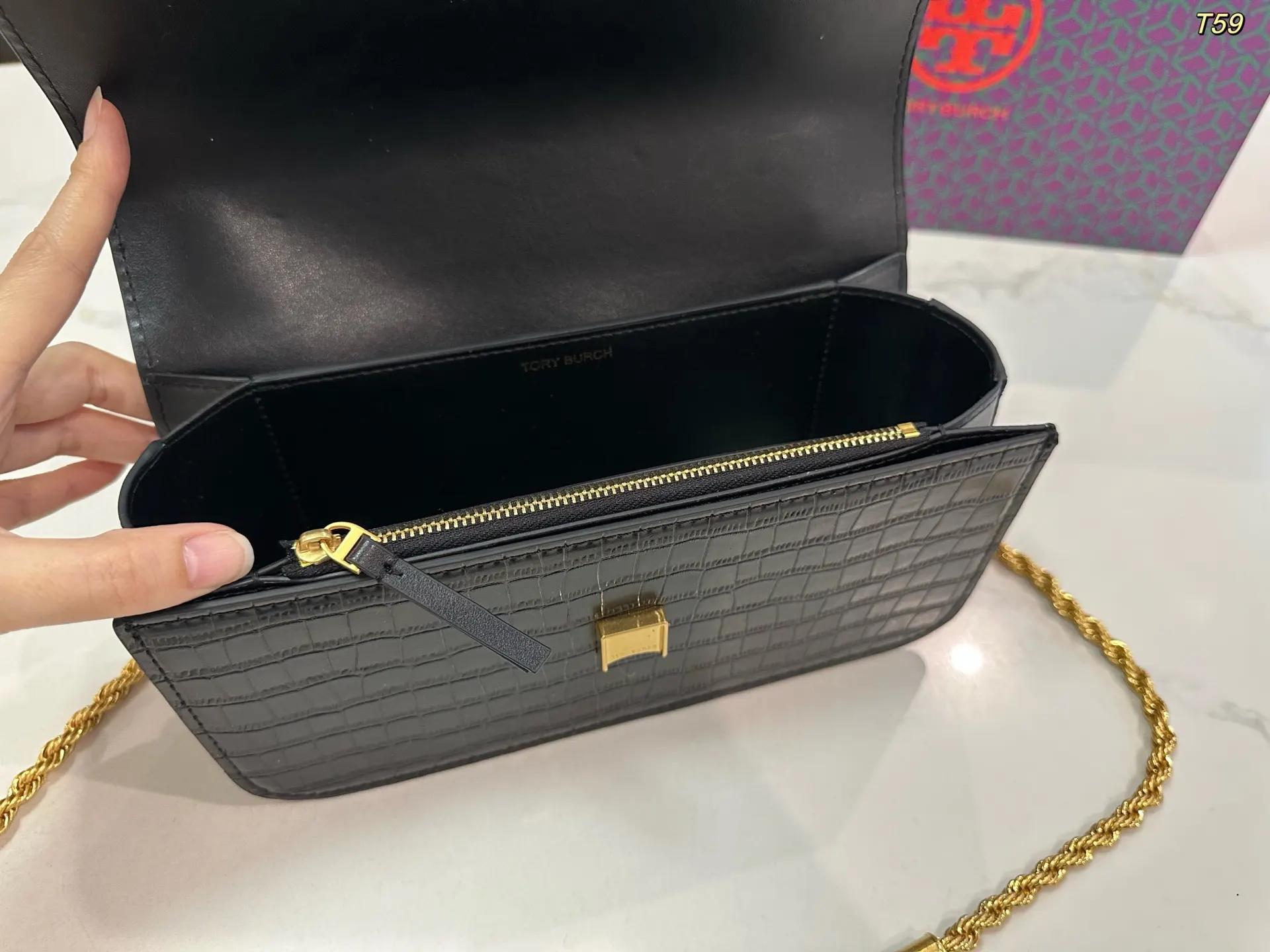 牛皮 可肩背可斜挎哦 斜背包 輕便斜挎款