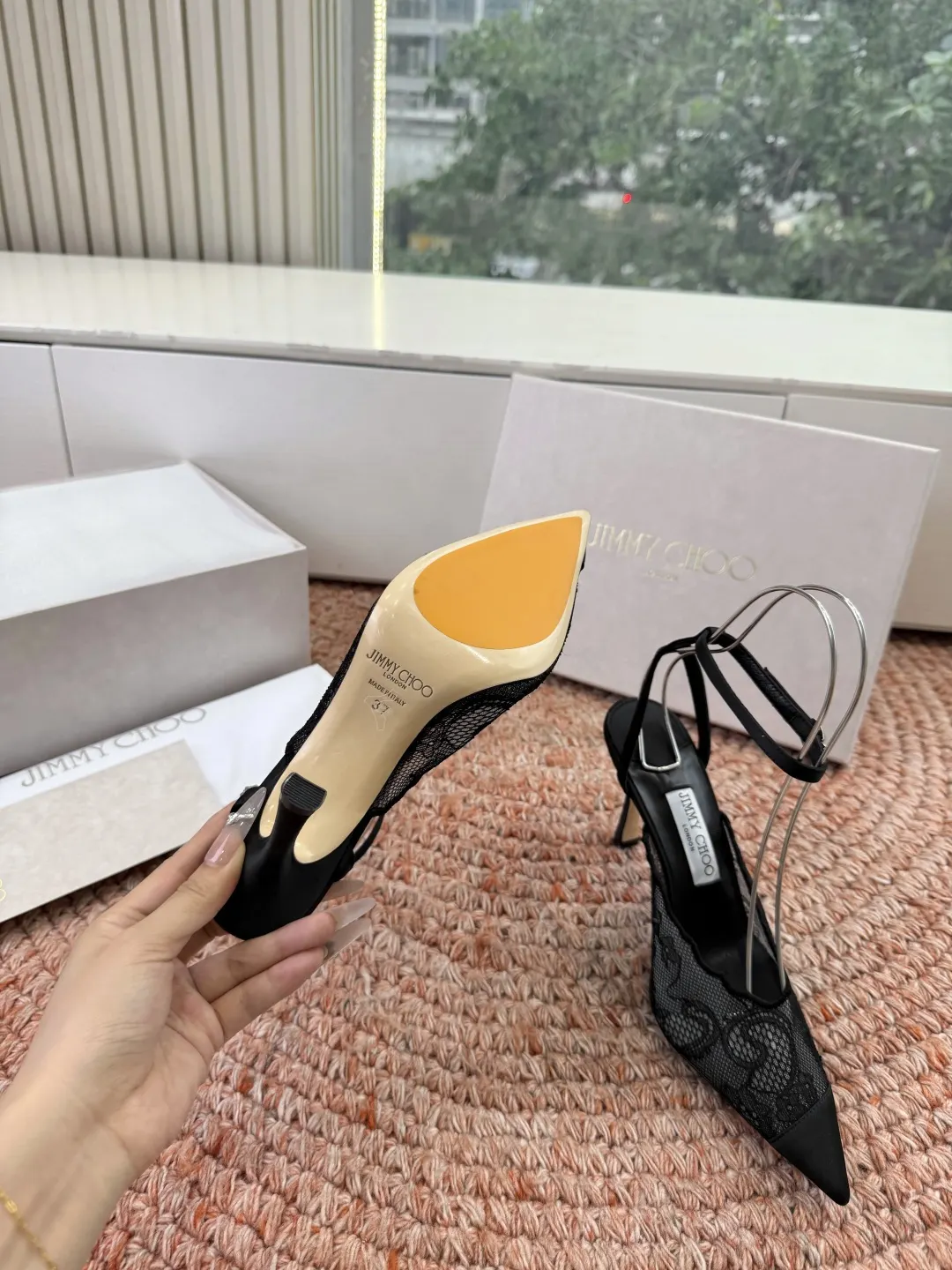Jimmy Choo 高跟鞋 通勤约会款(數字9) Jimmy Choo 高跟鞋 通勤约会款(數字9)