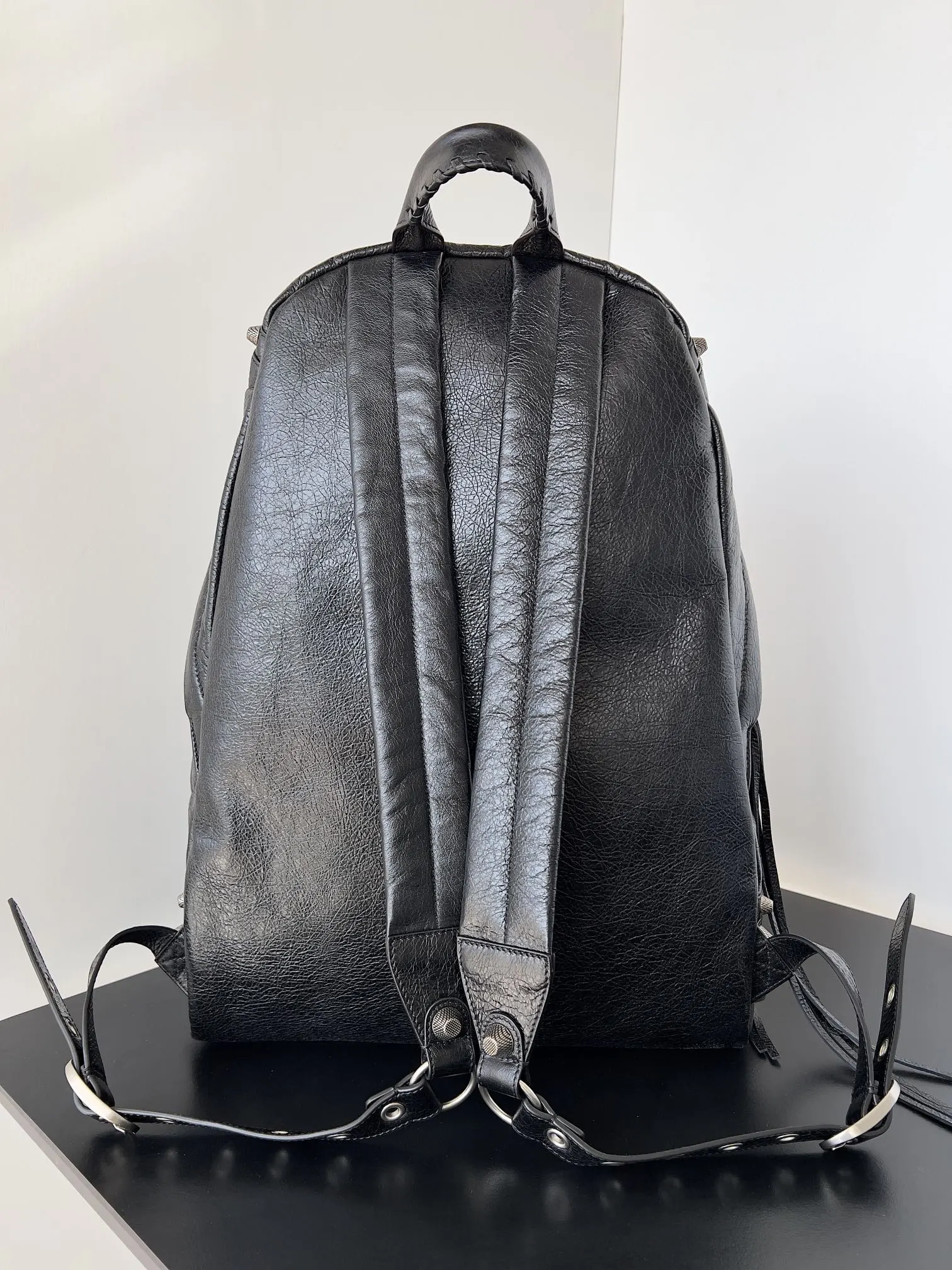 Balenciaga 羊皮 双肩包 实用双肩款