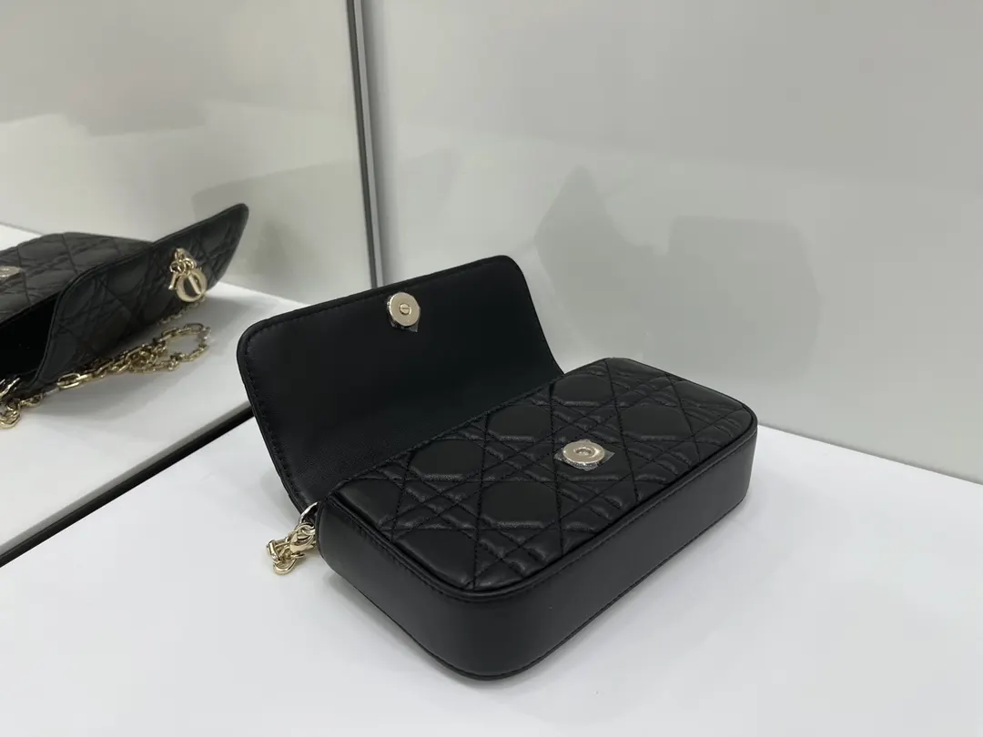 Dior Lady 羊皮 鏈條包 精致鏈條款