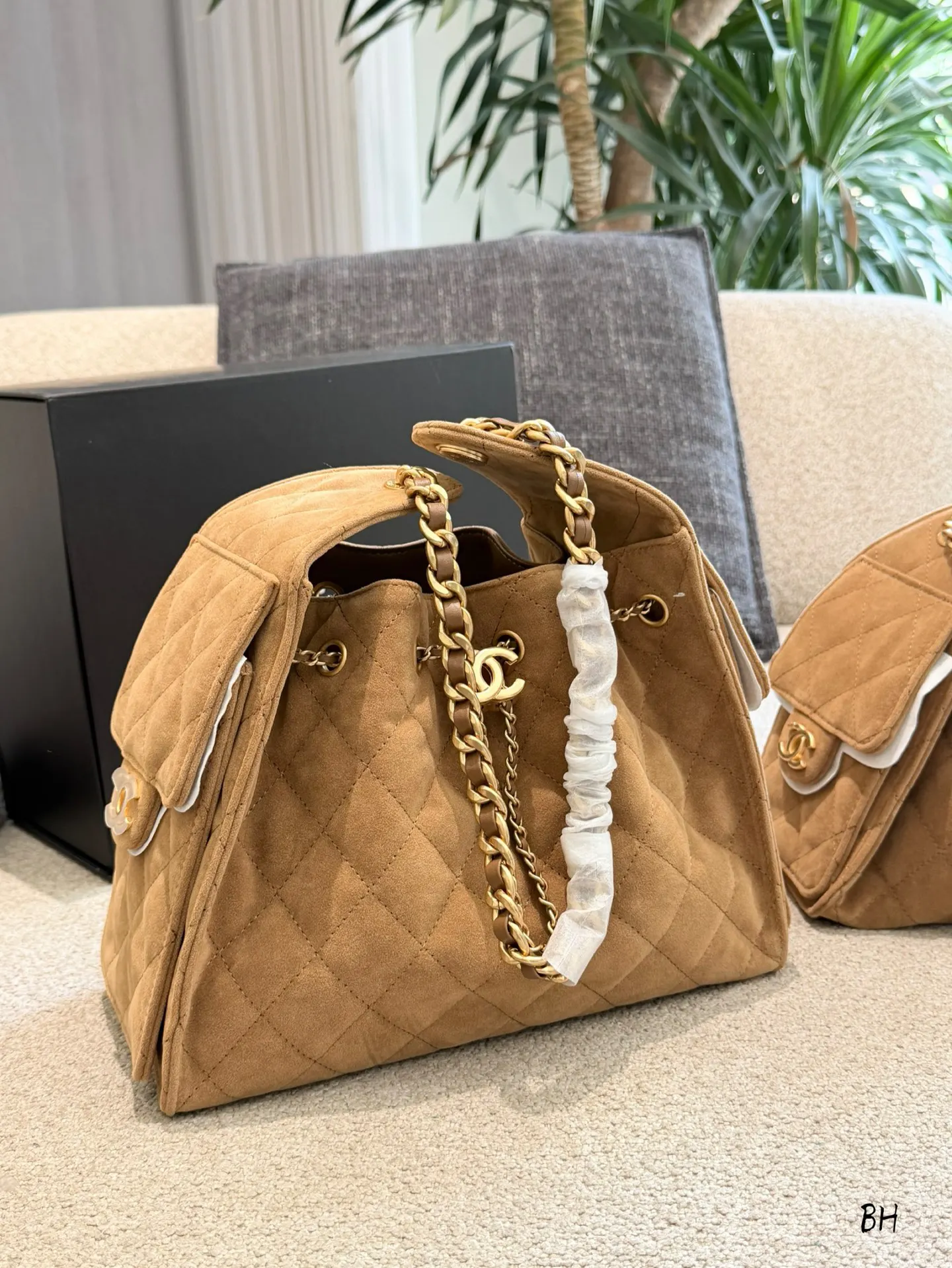 CHANEL 棕色 麂皮 鏈條包 精致鏈條款