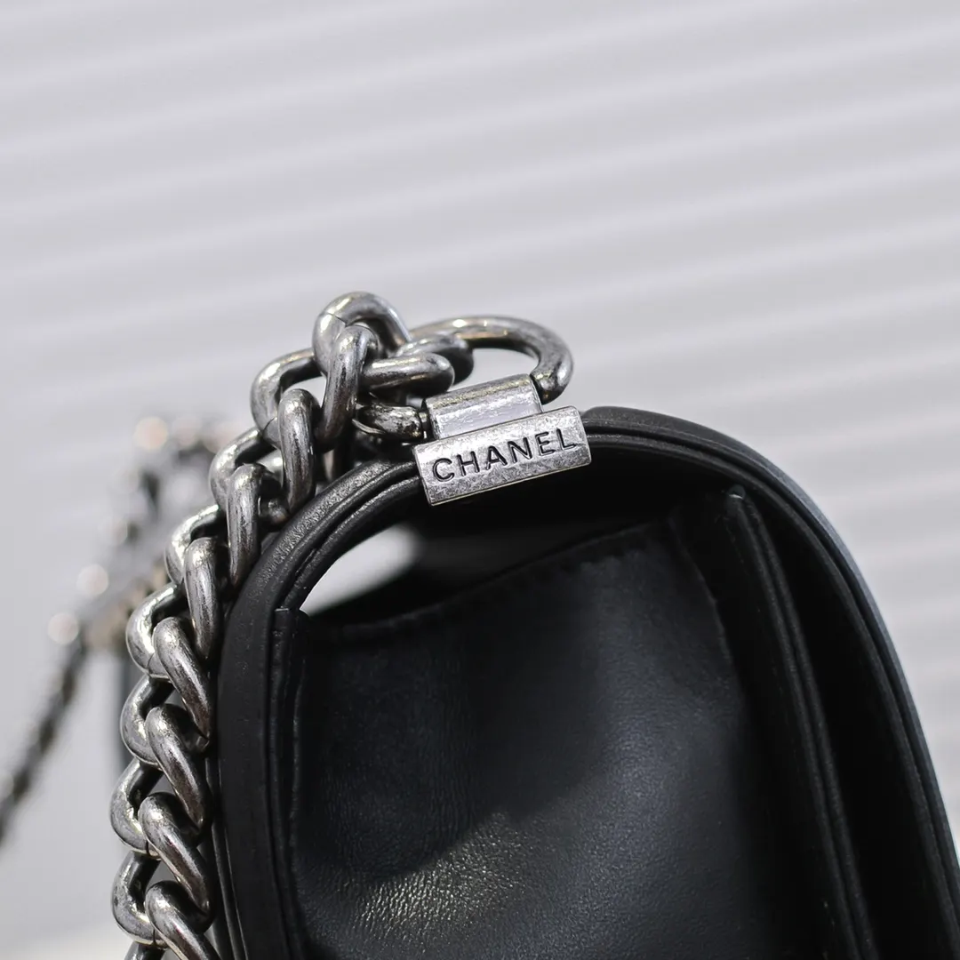 CHANEL 羊皮 全羊皮 五金 微笑 小羊皮 闪电 加厚 手提包 通勤手提款