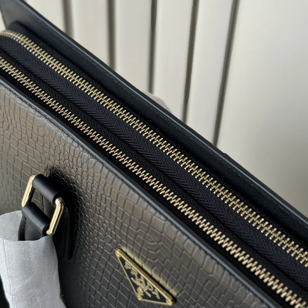 Prada 黑色 小牛皮 公文包 商務通勤款