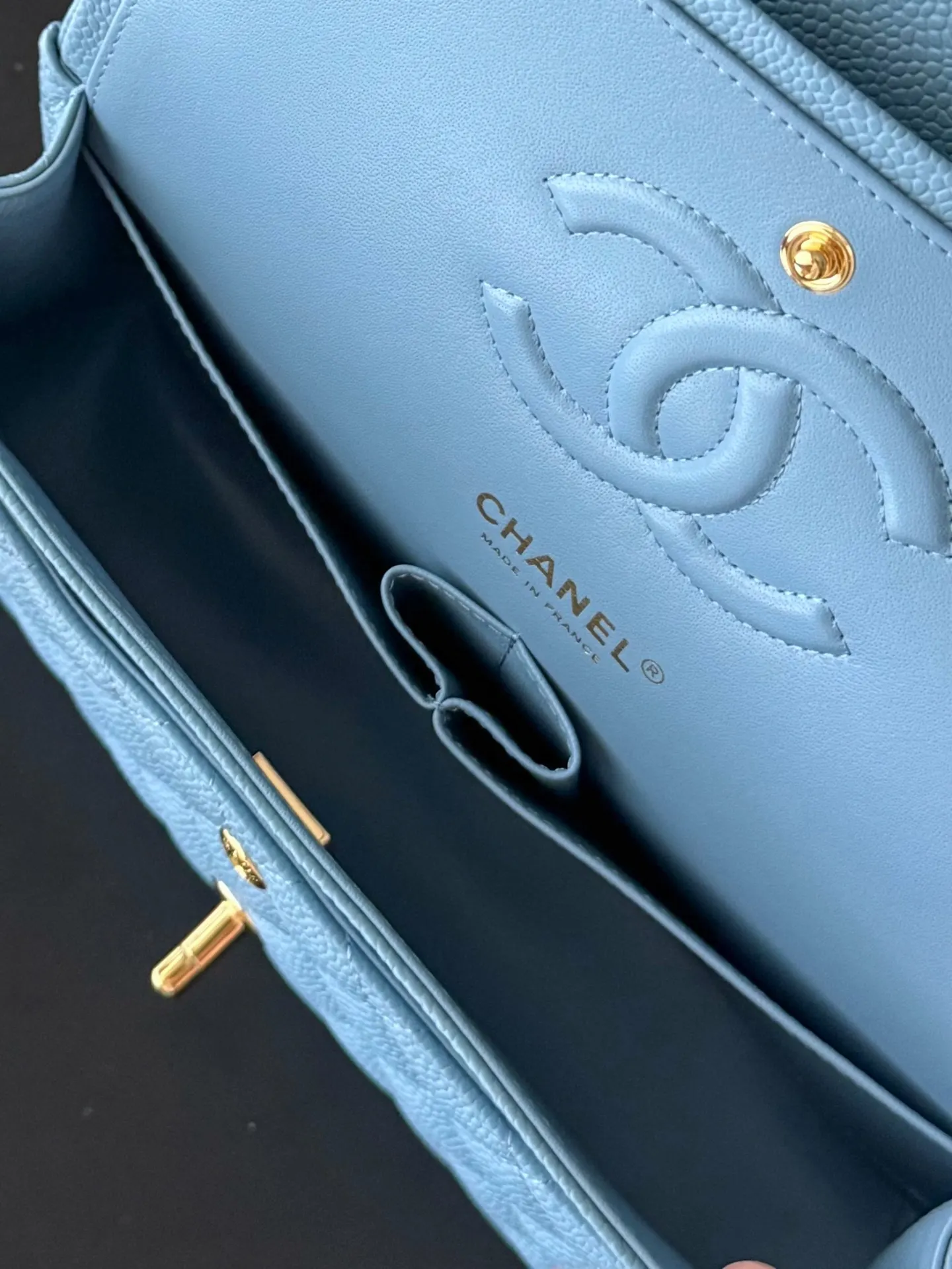 Chanel Caviar Cowhide Flap Chain Bag One Shoulder Cross