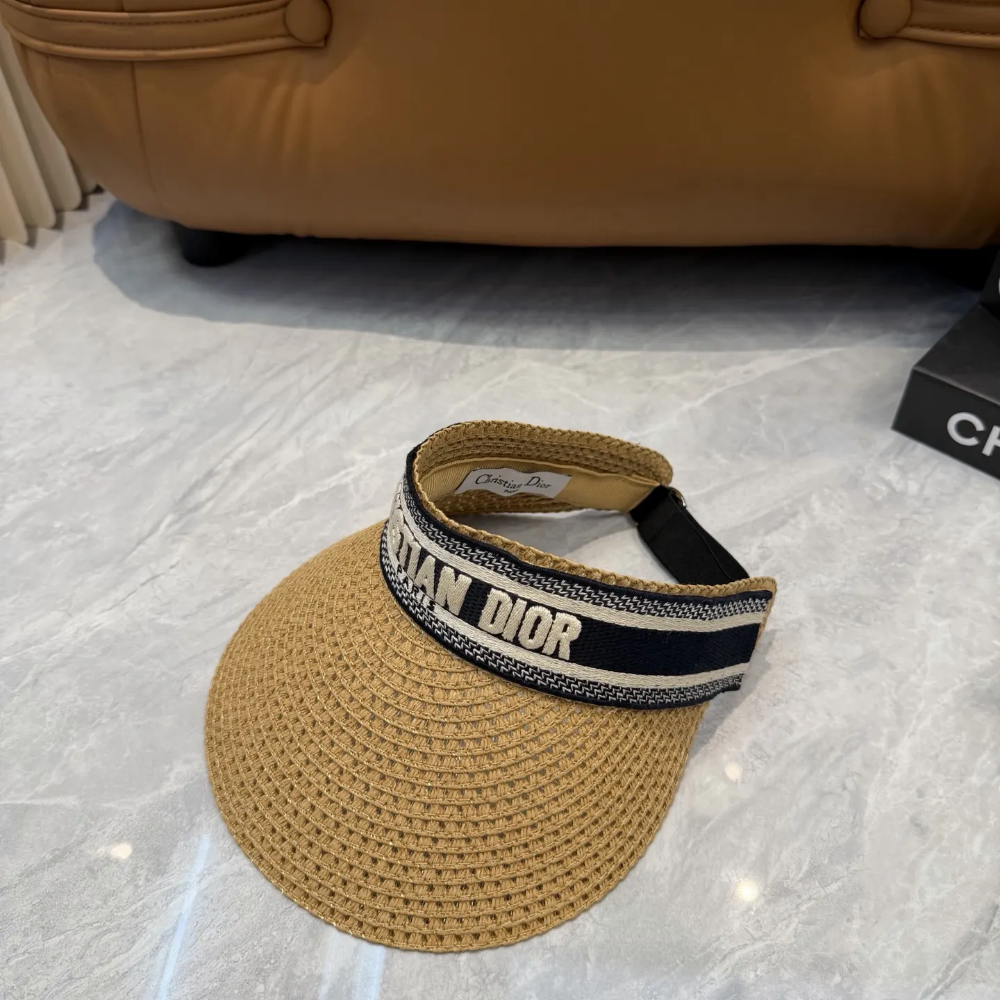 Dior 帽子 日常造型