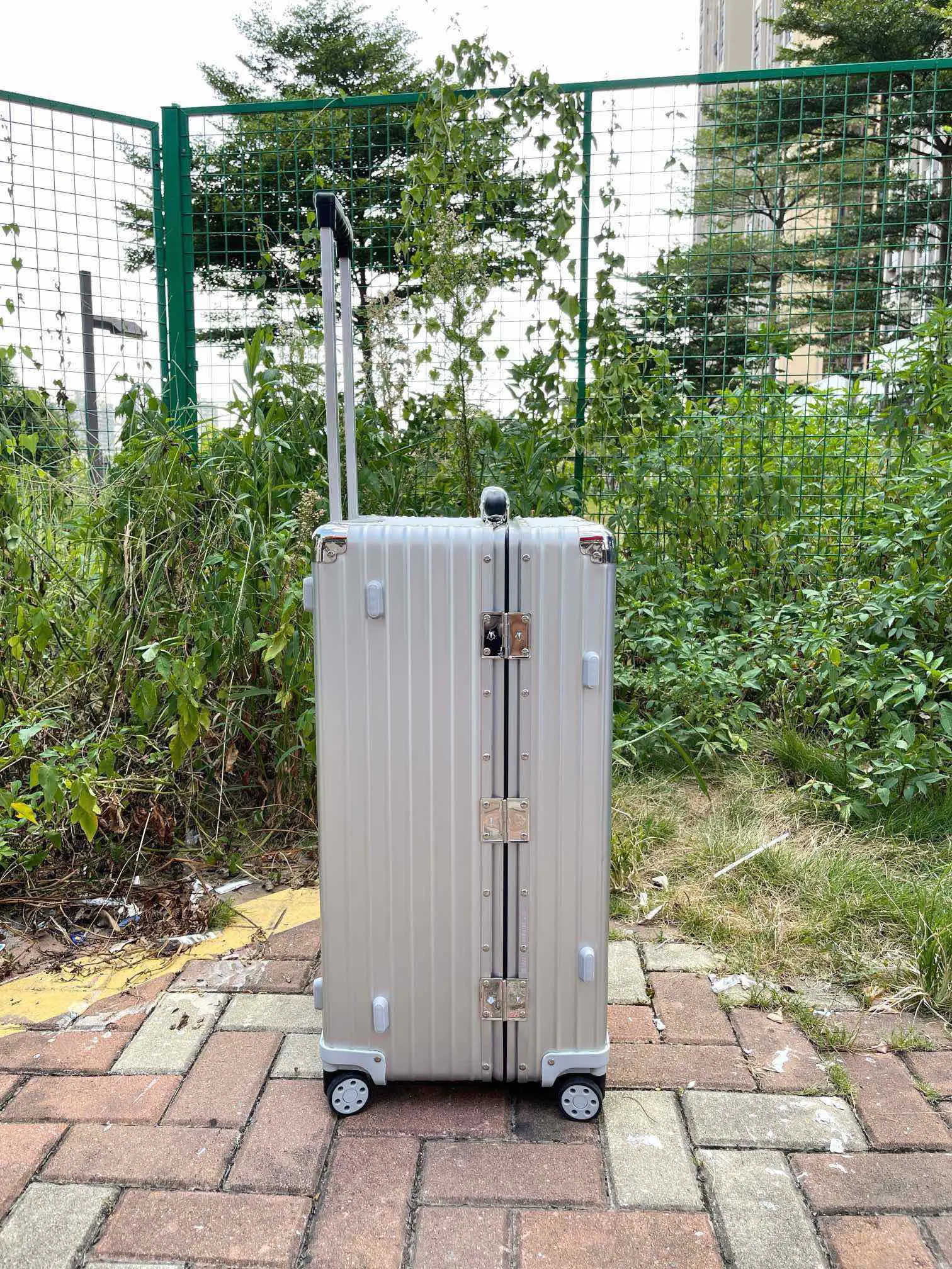 黑色 銀色 开学活动来了 assic運動款 超大容量 升容 行李箱 旅行拉杆款 輕便出行款(數字9) 黑色 銀色 开学活动来了 assic運動款 超大容量 升容 行李箱 旅行拉杆款 輕便出行款(數字9)
