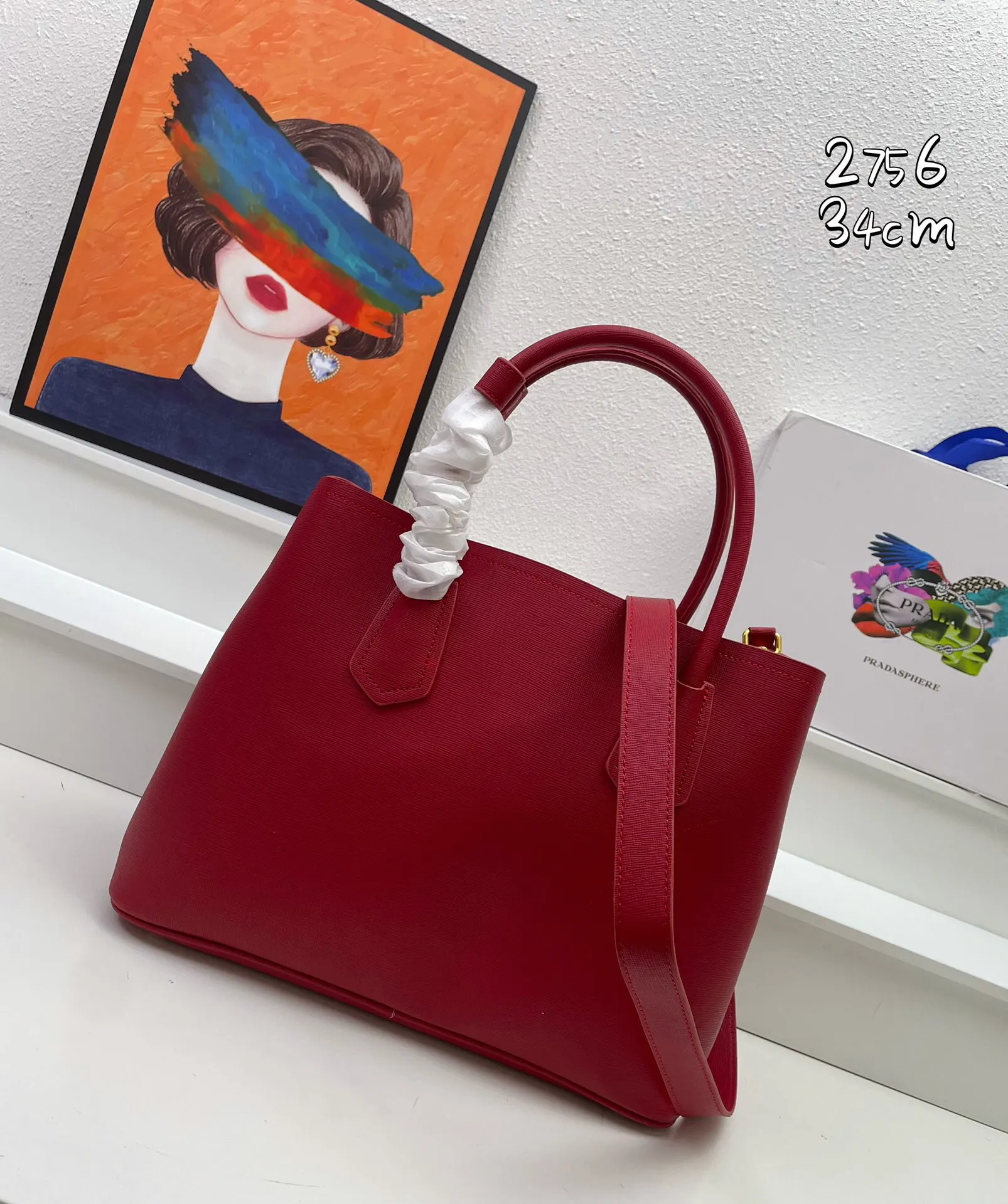 PRADA Saffiano十字纹牛皮 购物袋 轻便实用款