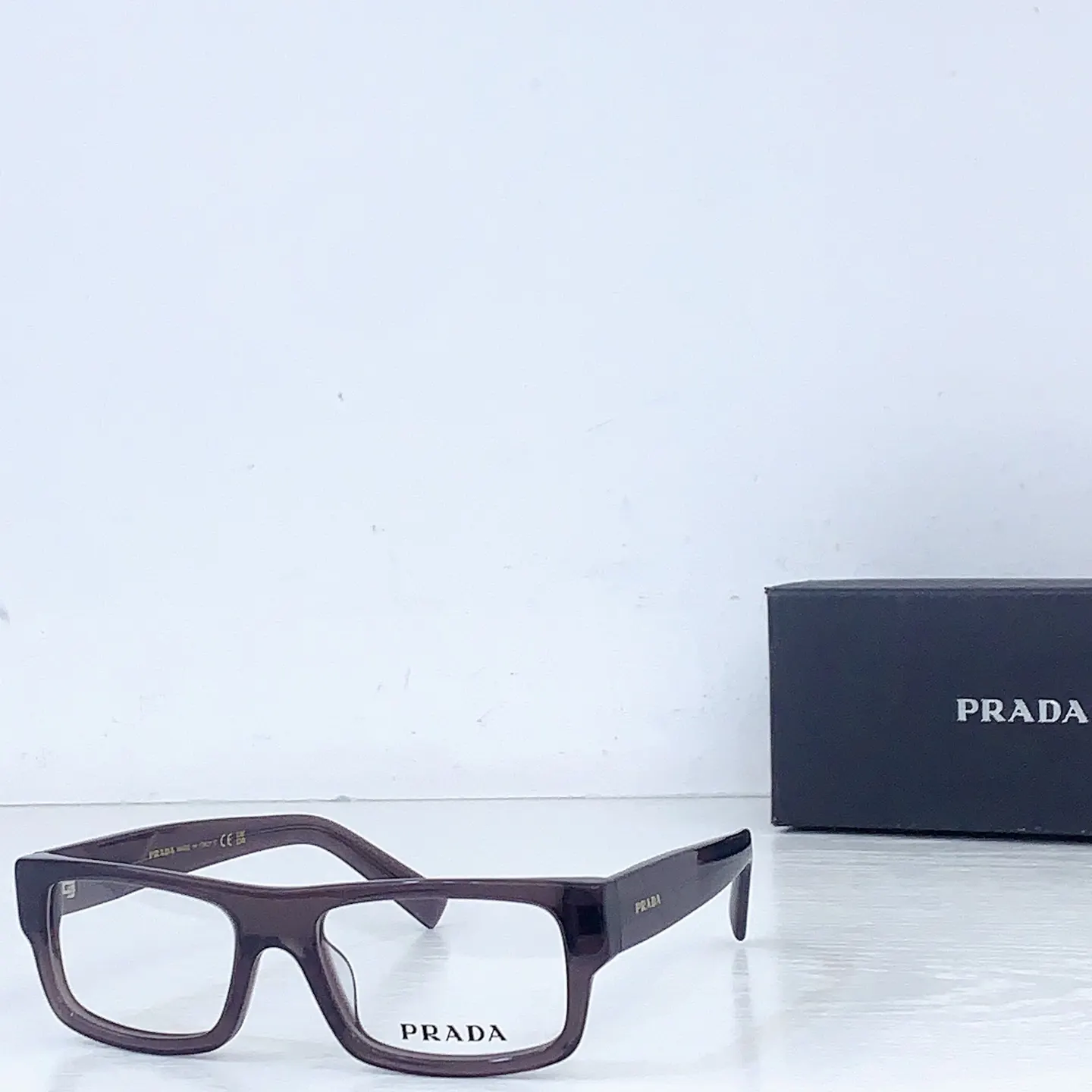 PRADA PR D06V 太阳眼镜 时尚遮阳款