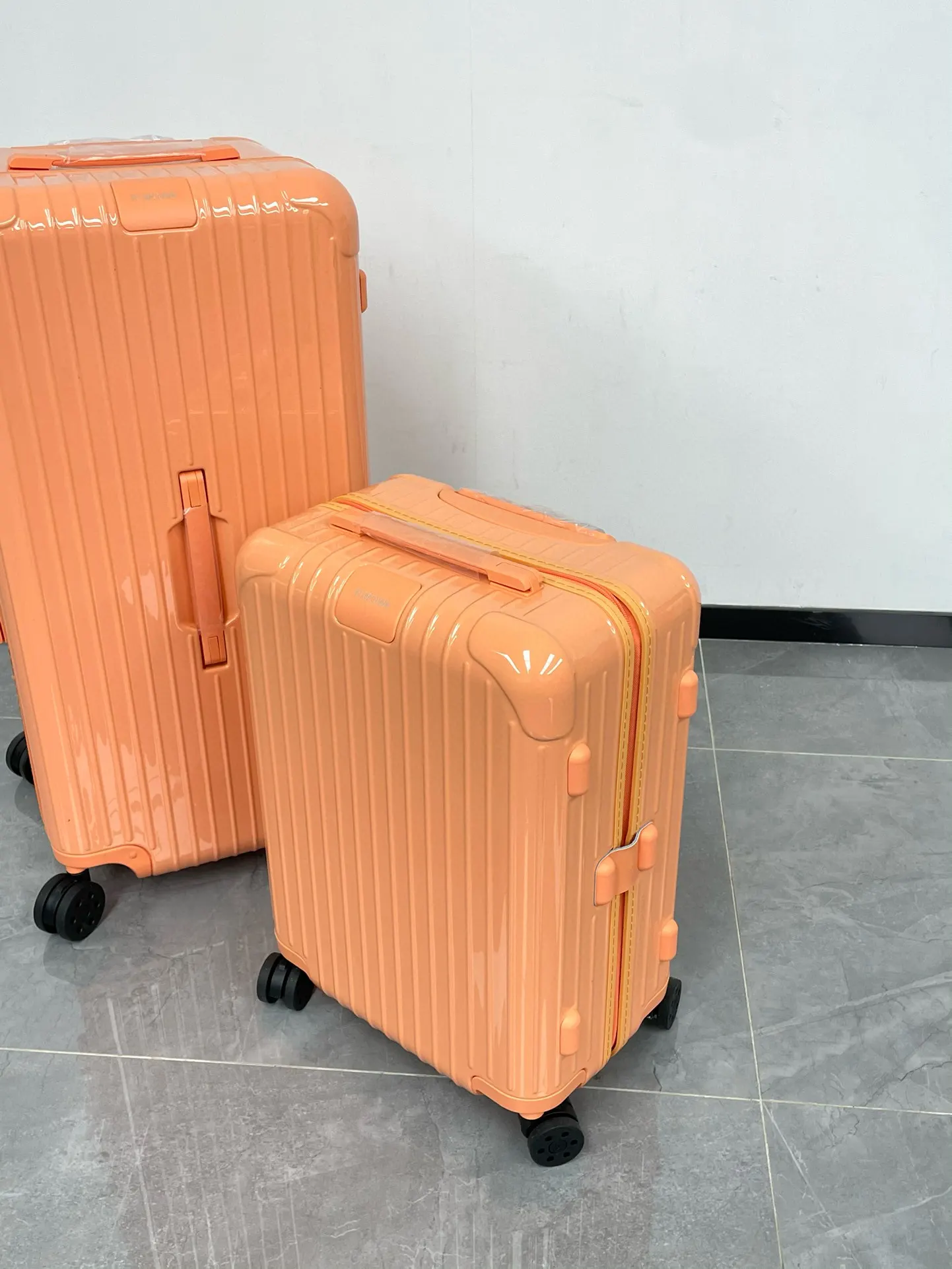 橙色 假日橙色 行李箱 旅行拉杆款 轻便出行款